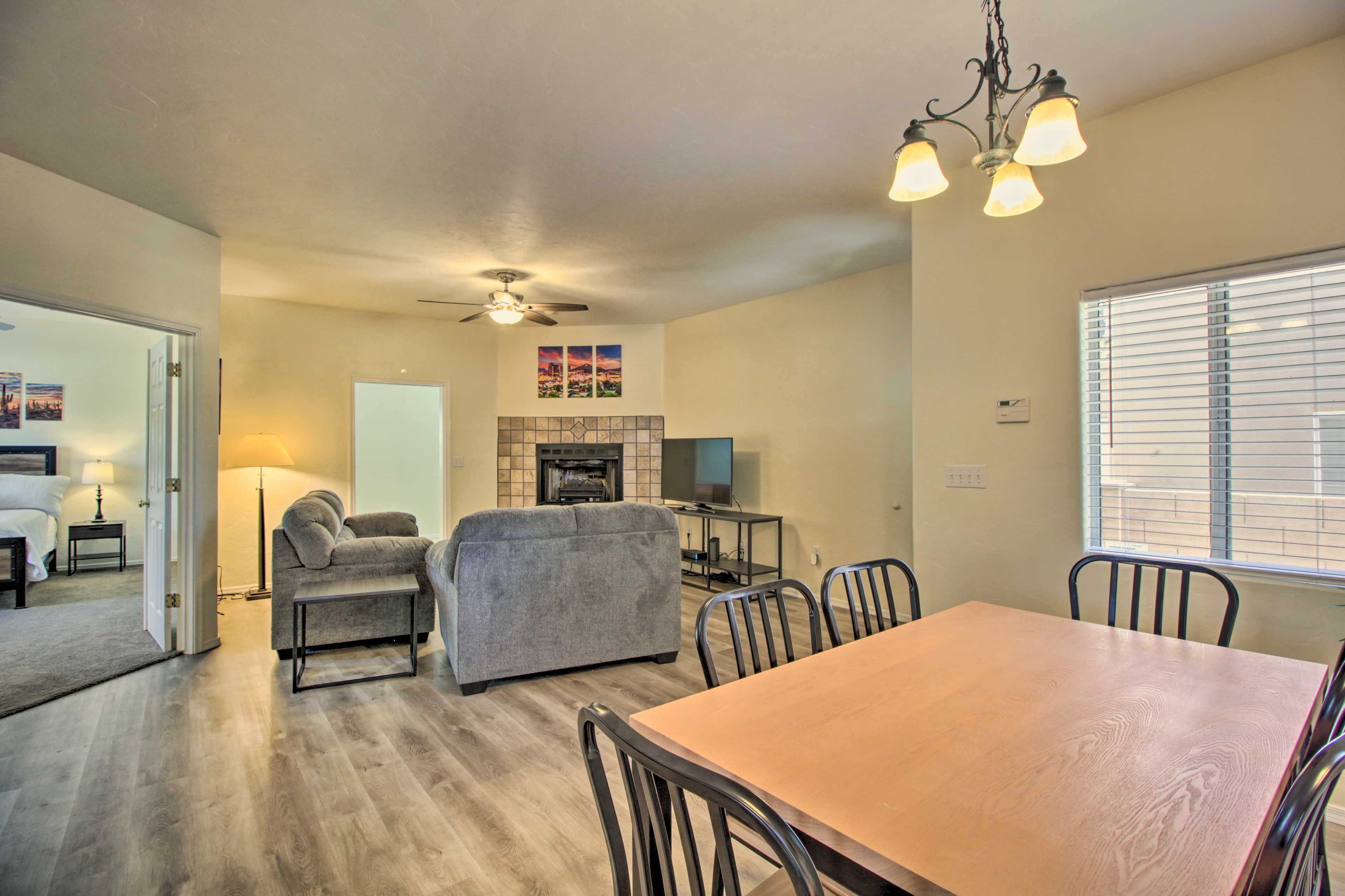 Dining Room | Central Air Conditioning & Heating | Coffee Maker