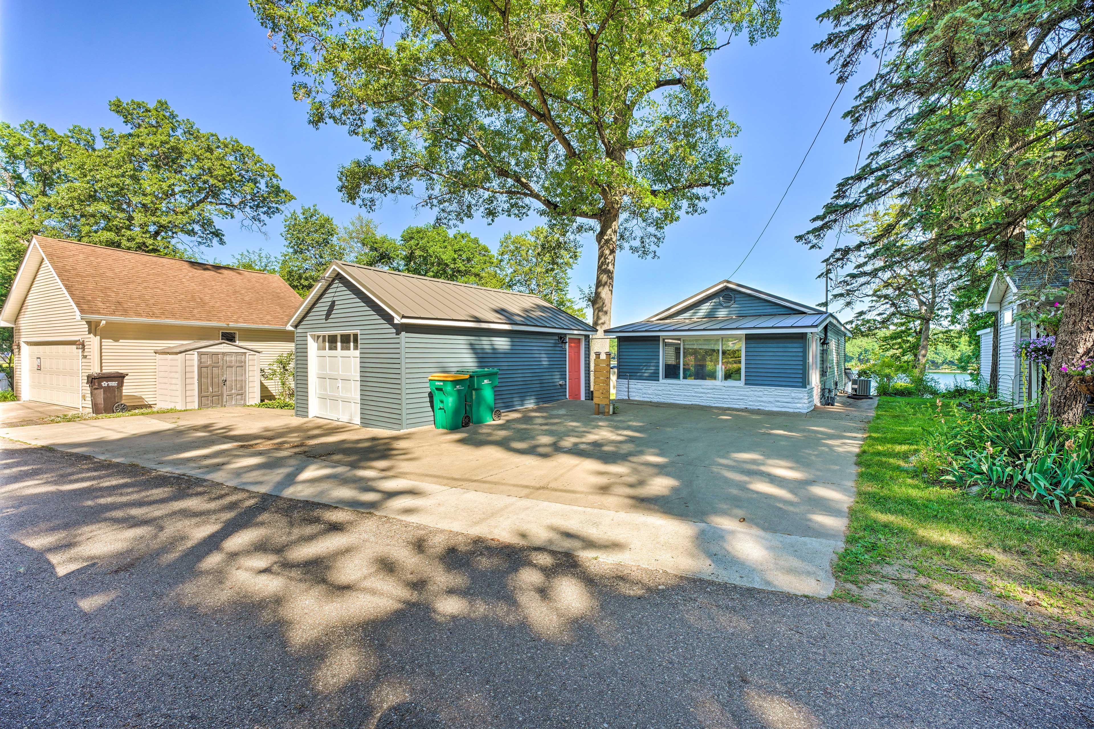 Driveway (2 vehicles) | Spots in front of garage