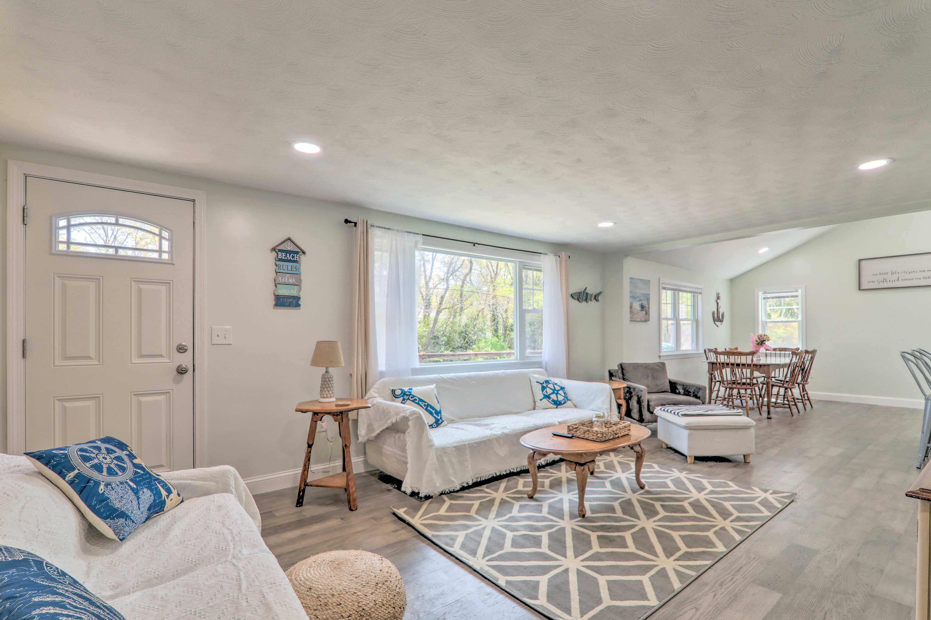 Living Room | Newly Renovated Interior