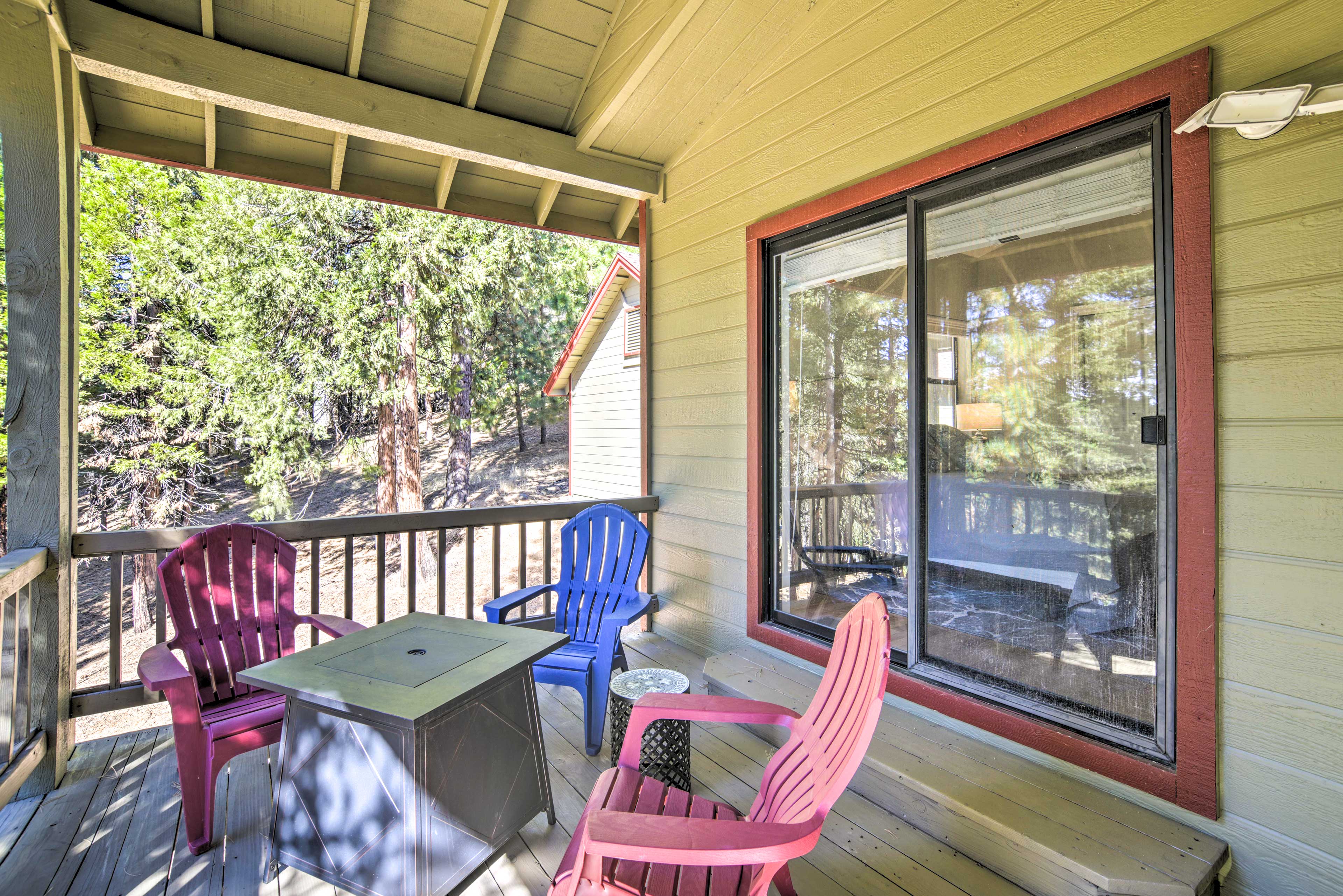 Deck | Fire Pit Table | Seating