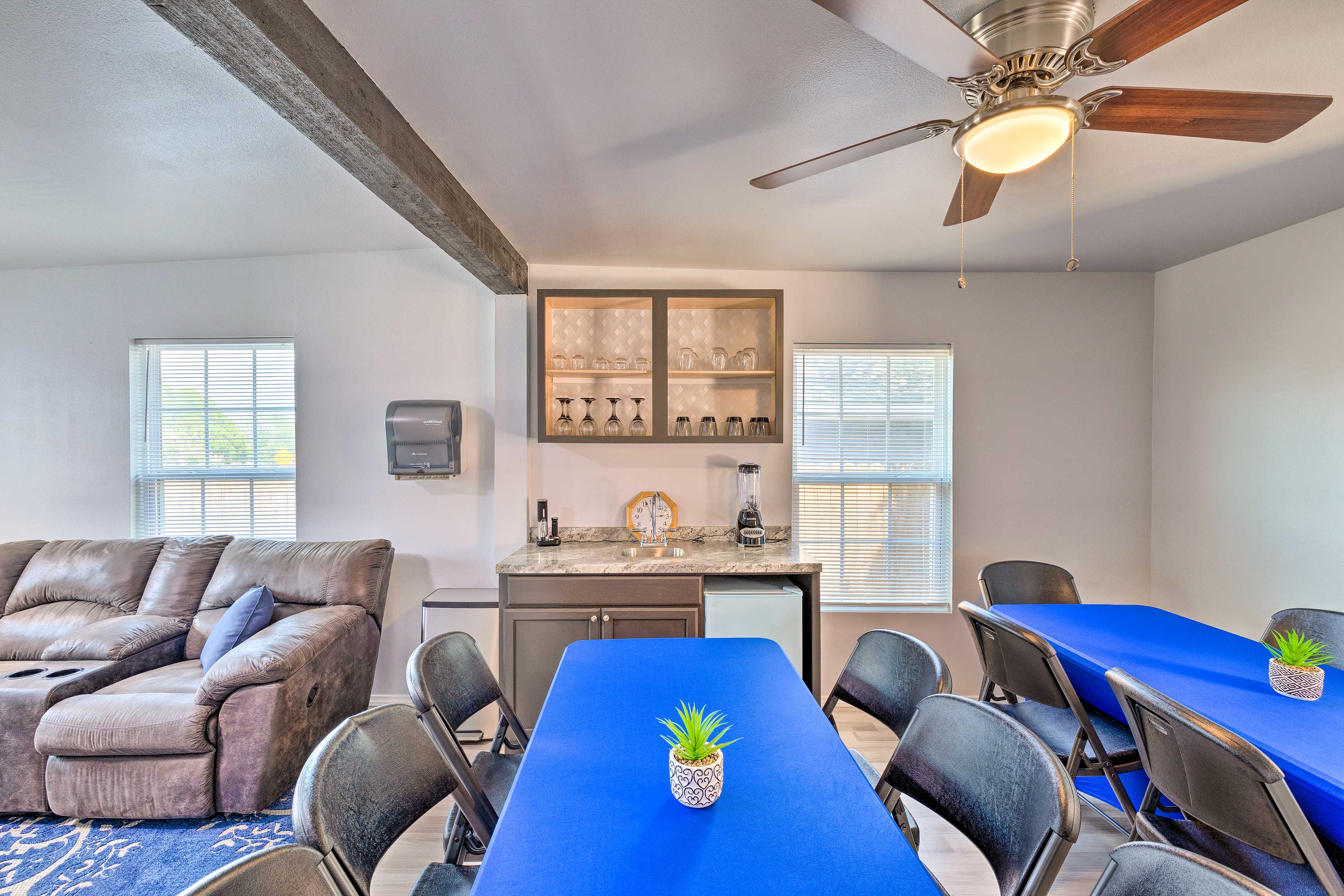 Dining Area | Dishware & Flatware