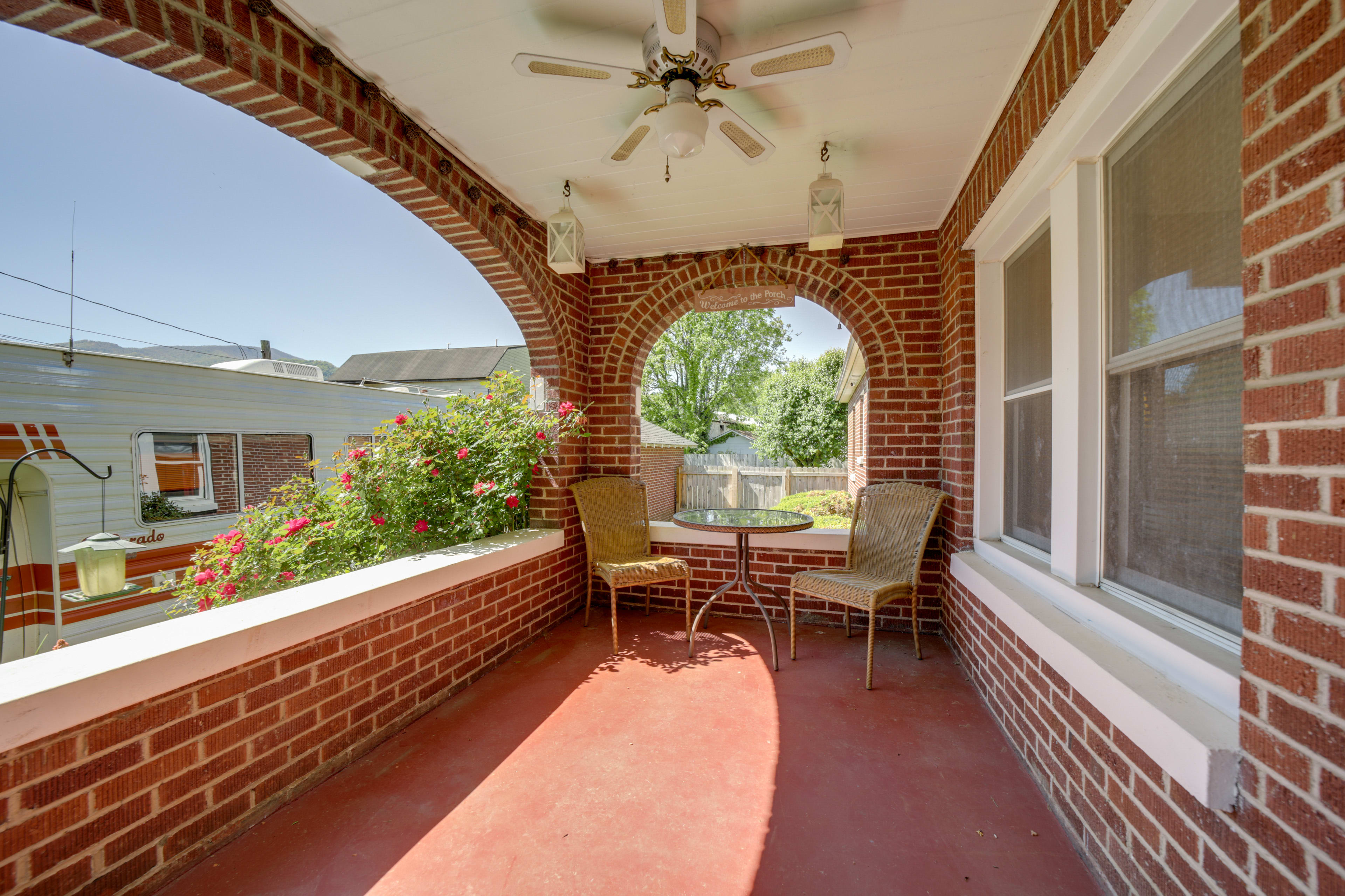 Covered Porch | Gas Grill