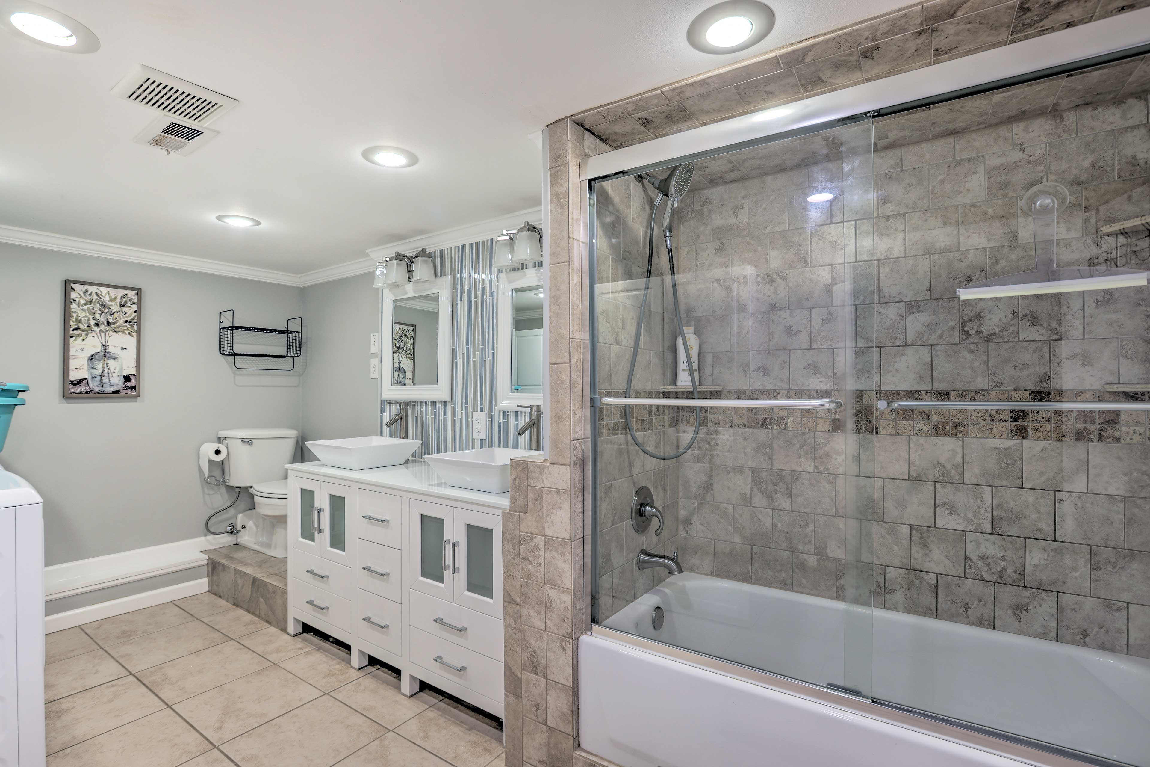 Full Bathroom | Basement | Washer/Dryer | Laundry Detergent | Hair Dryer