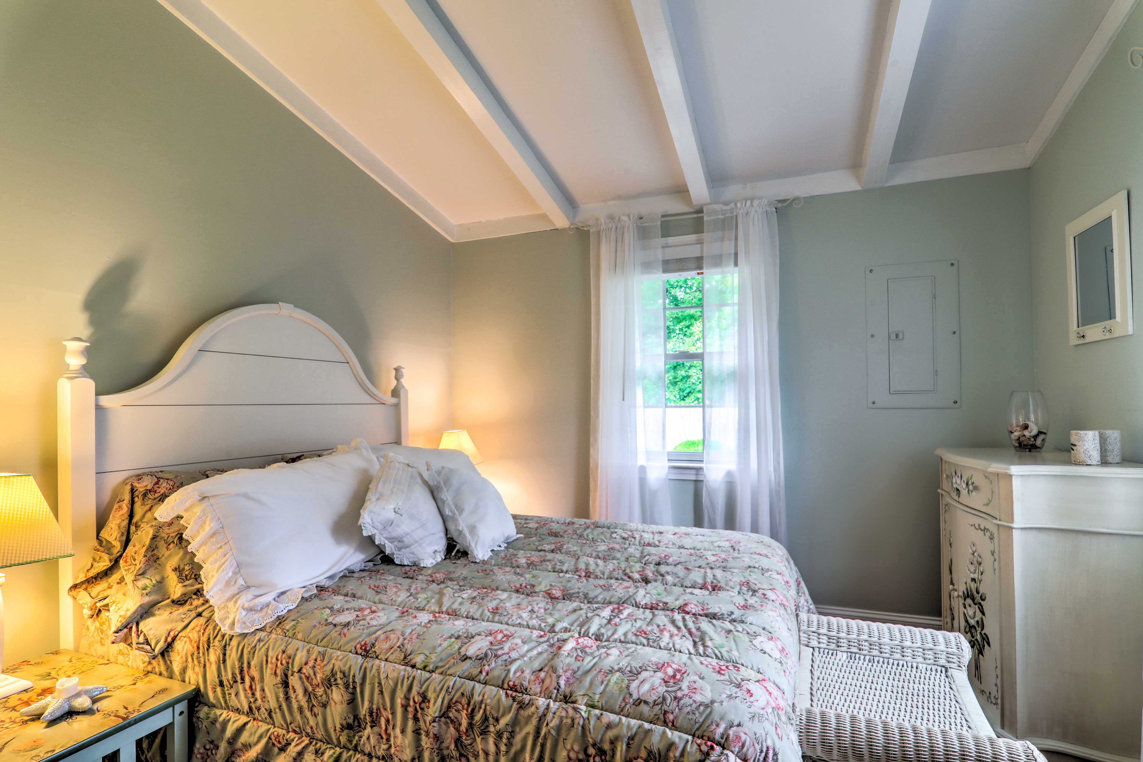 Bedroom 2 | Full Bed | Linens Provided