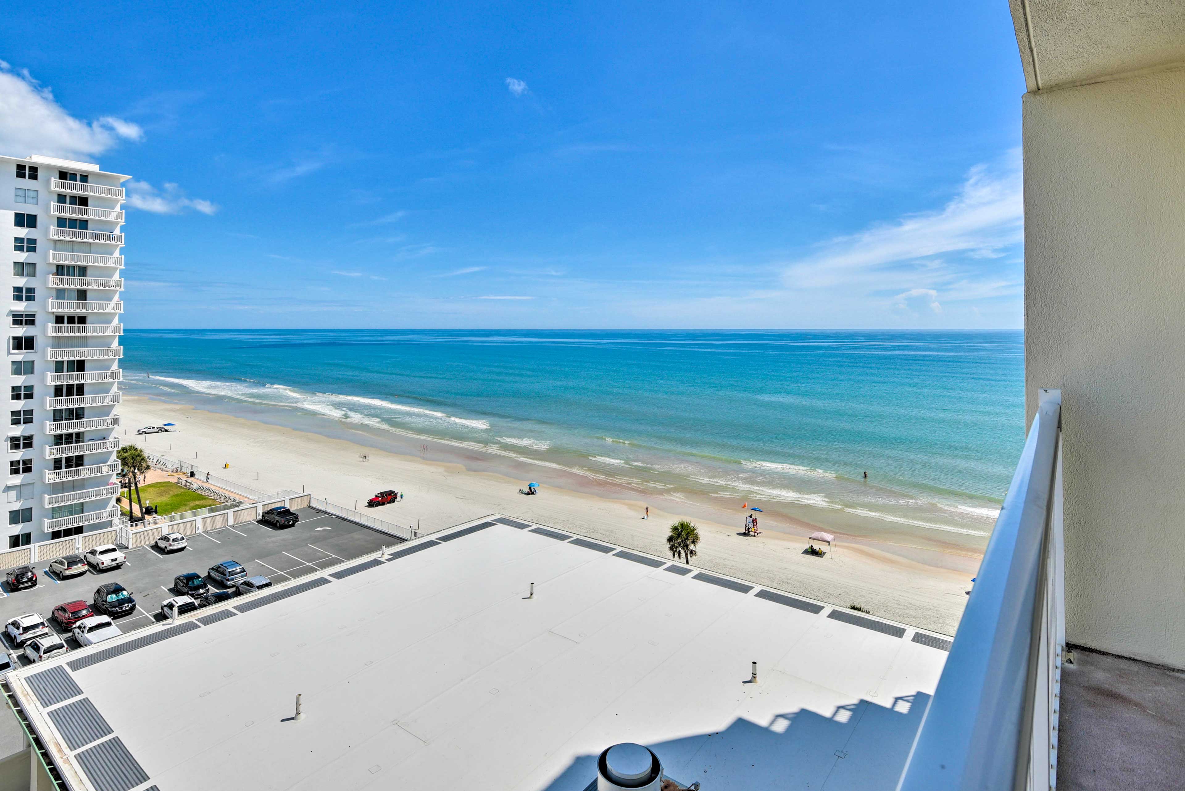 Ocean Views | Beach Access | Community Amenities