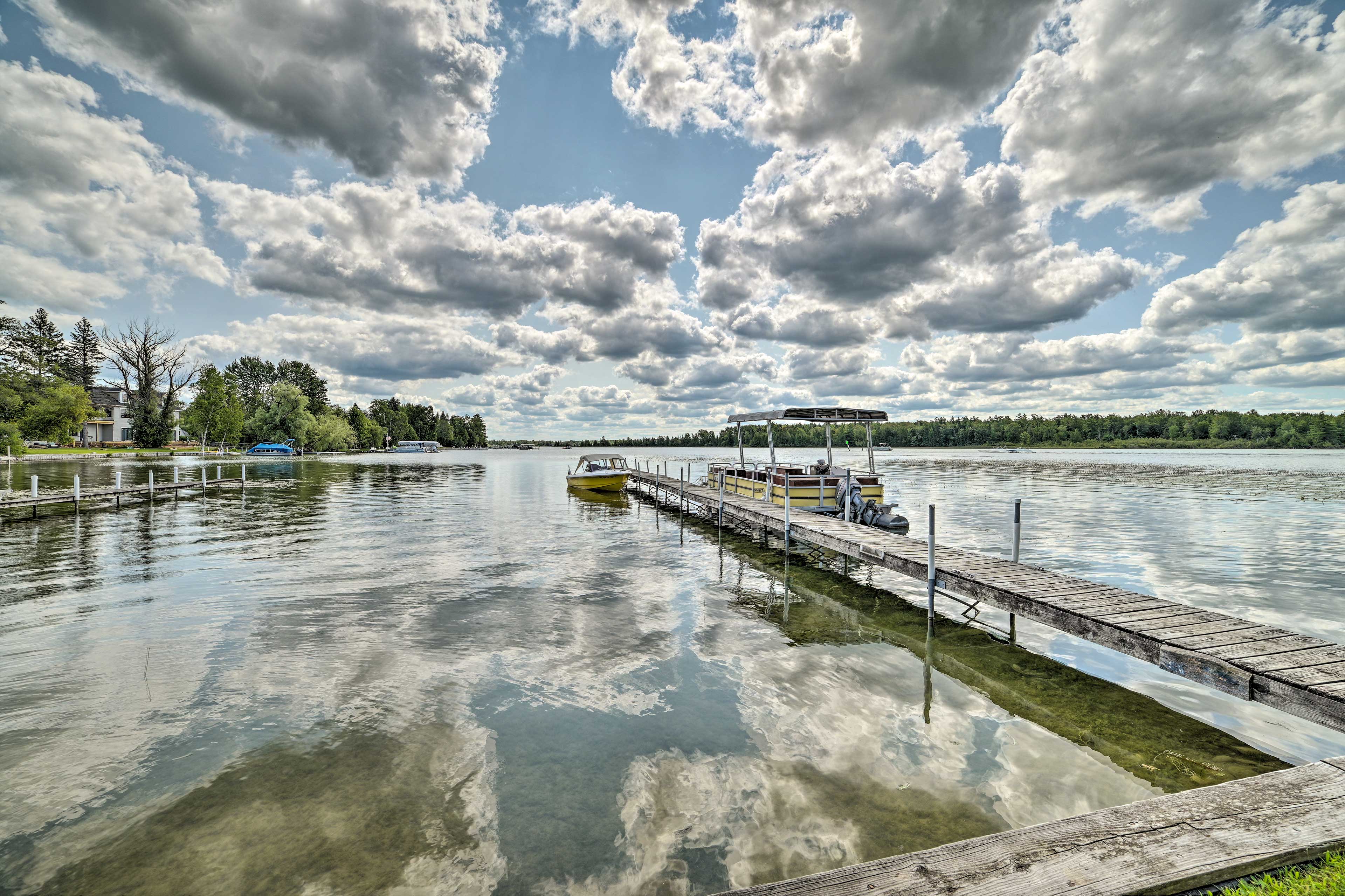 Shared Boat Dock On-Site