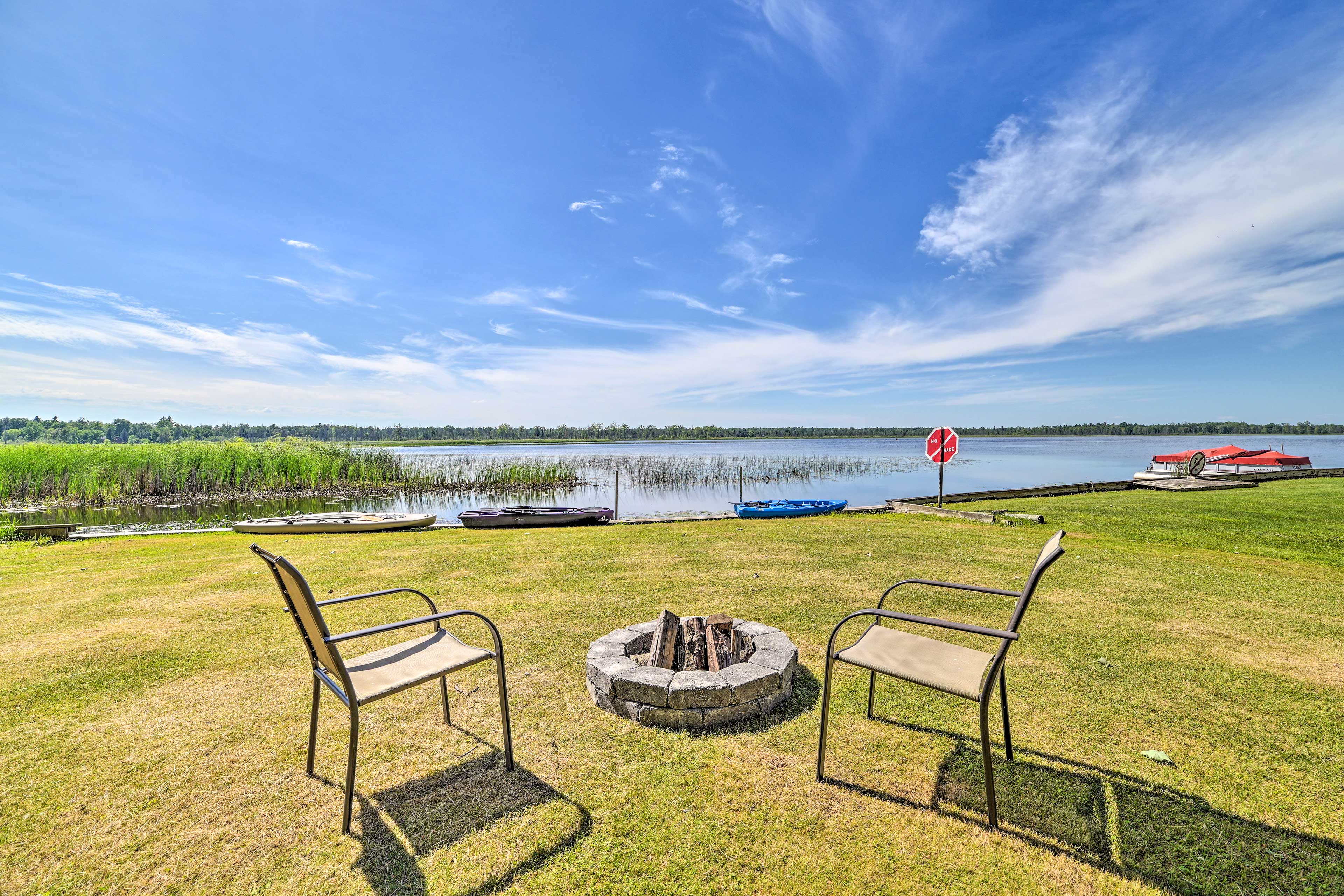 Fire Pit | Lake Access | Shared Kayaks