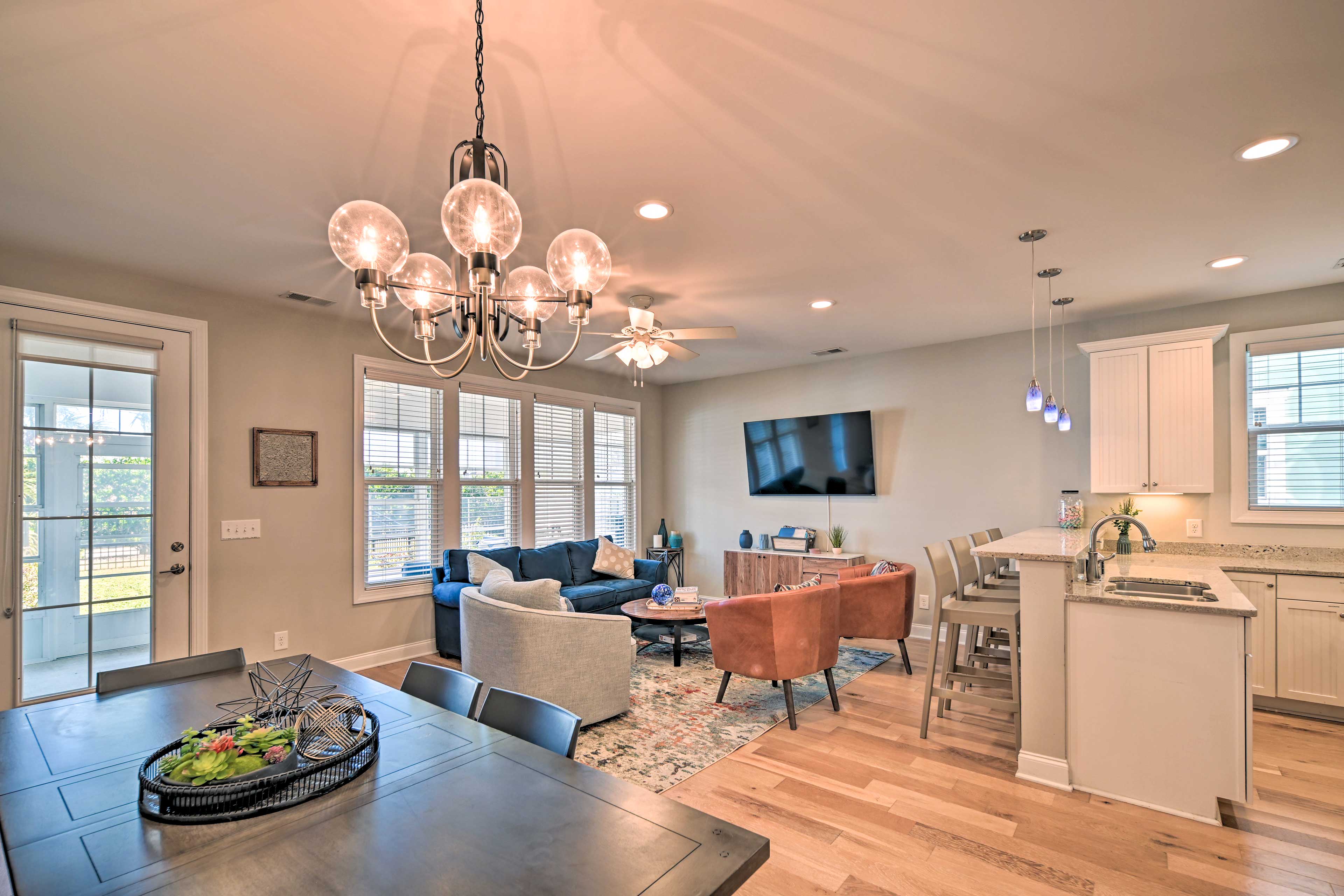 Dining Room | Open Floor Plan