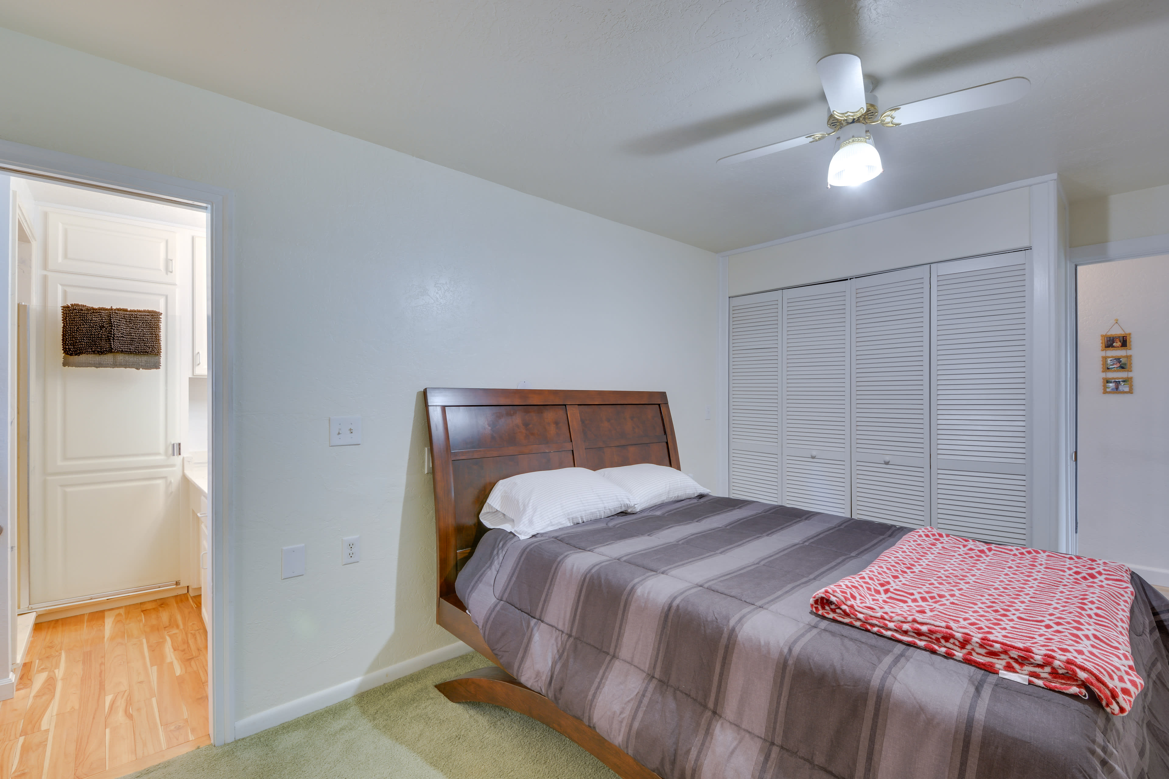 Bedroom 2 | Upper Level | Queen Bed | Pack 'n Play Available