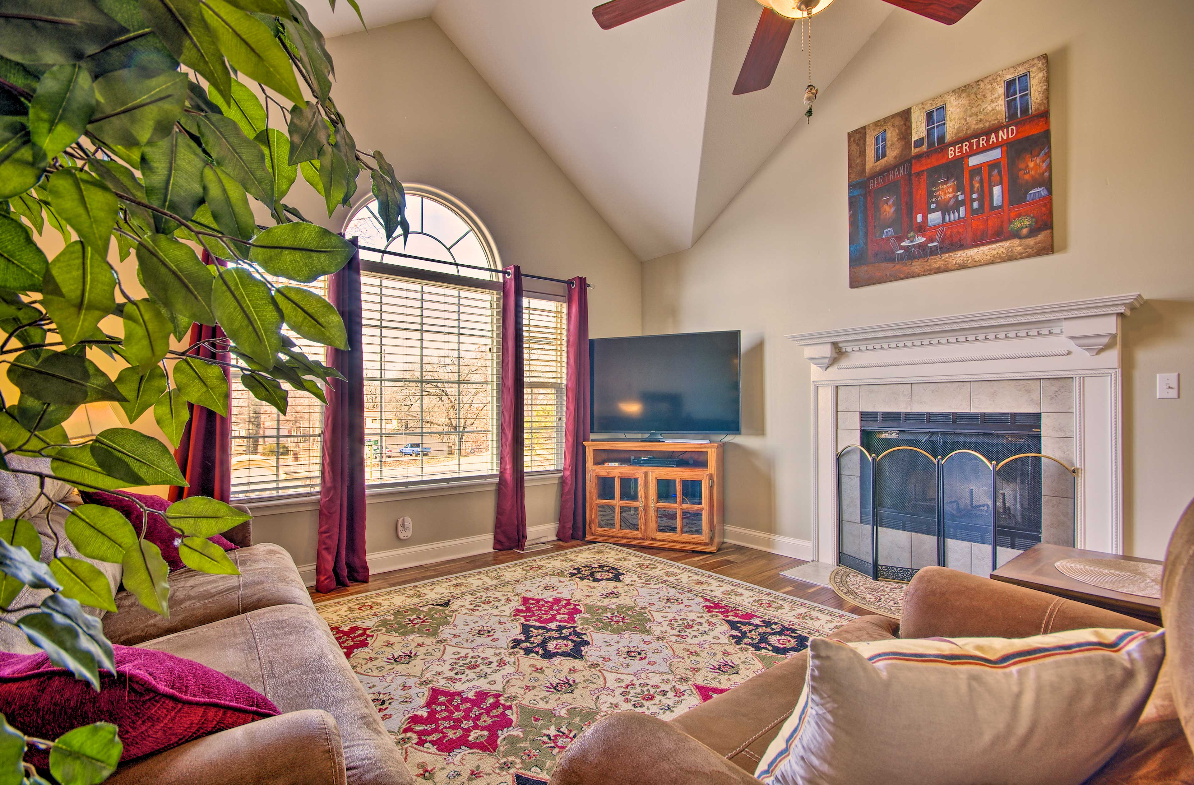 Living Room | Main Level | Smart TV | Decorative Fireplace