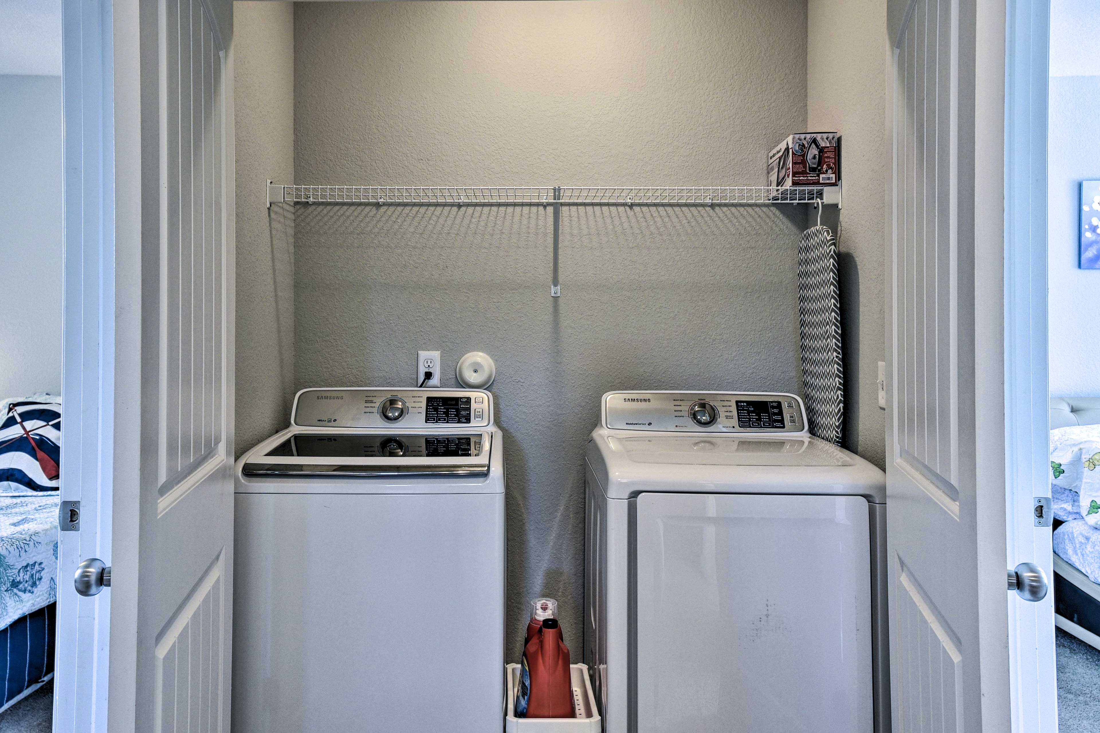 Laundry Area | Detergent Provided