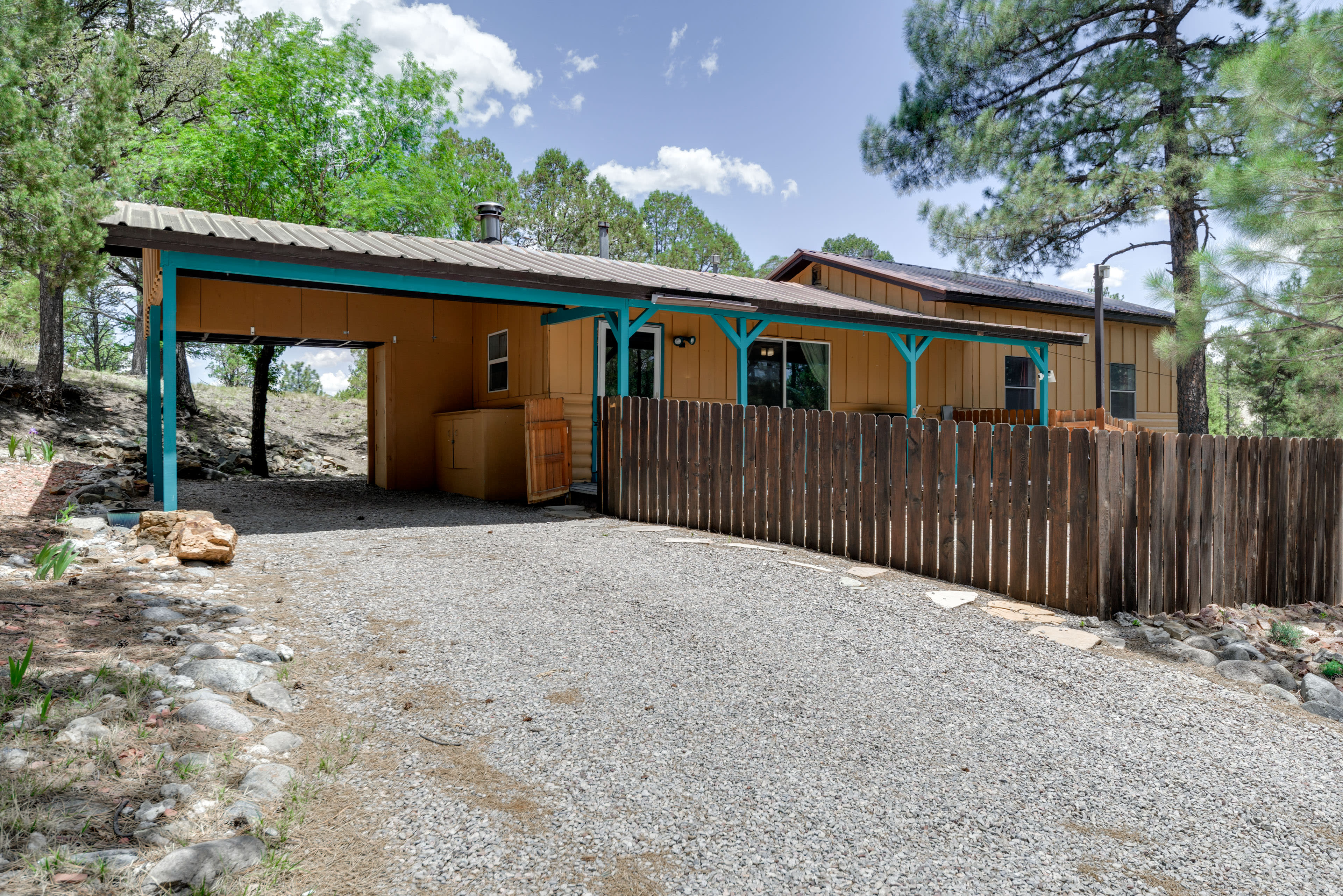 Parking | 2 Driveways (4 Vehicles) | Carport (1 Vehicle)