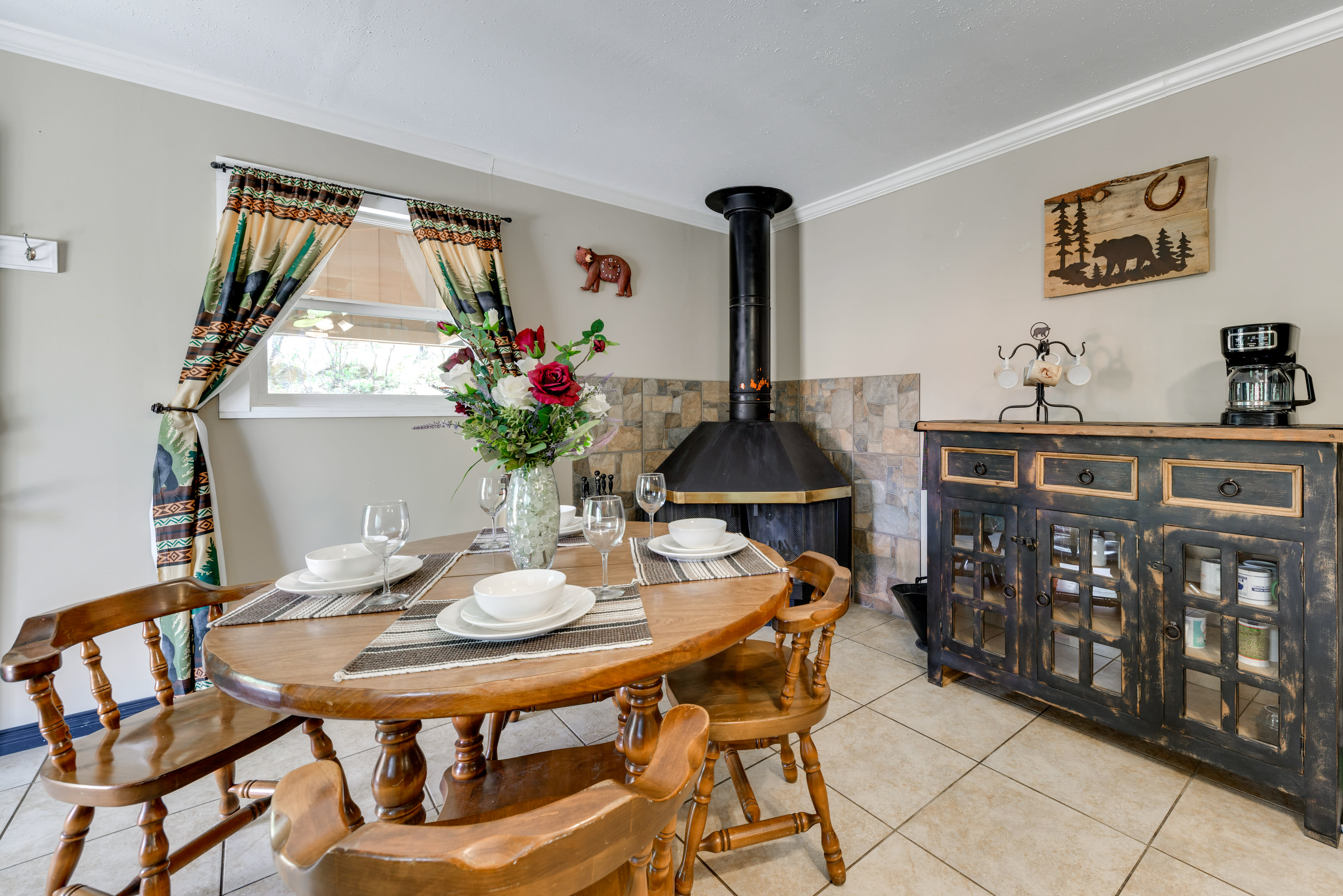 Dining Area | Dishware & Flatware Provided | Wood-Burning Fireplace