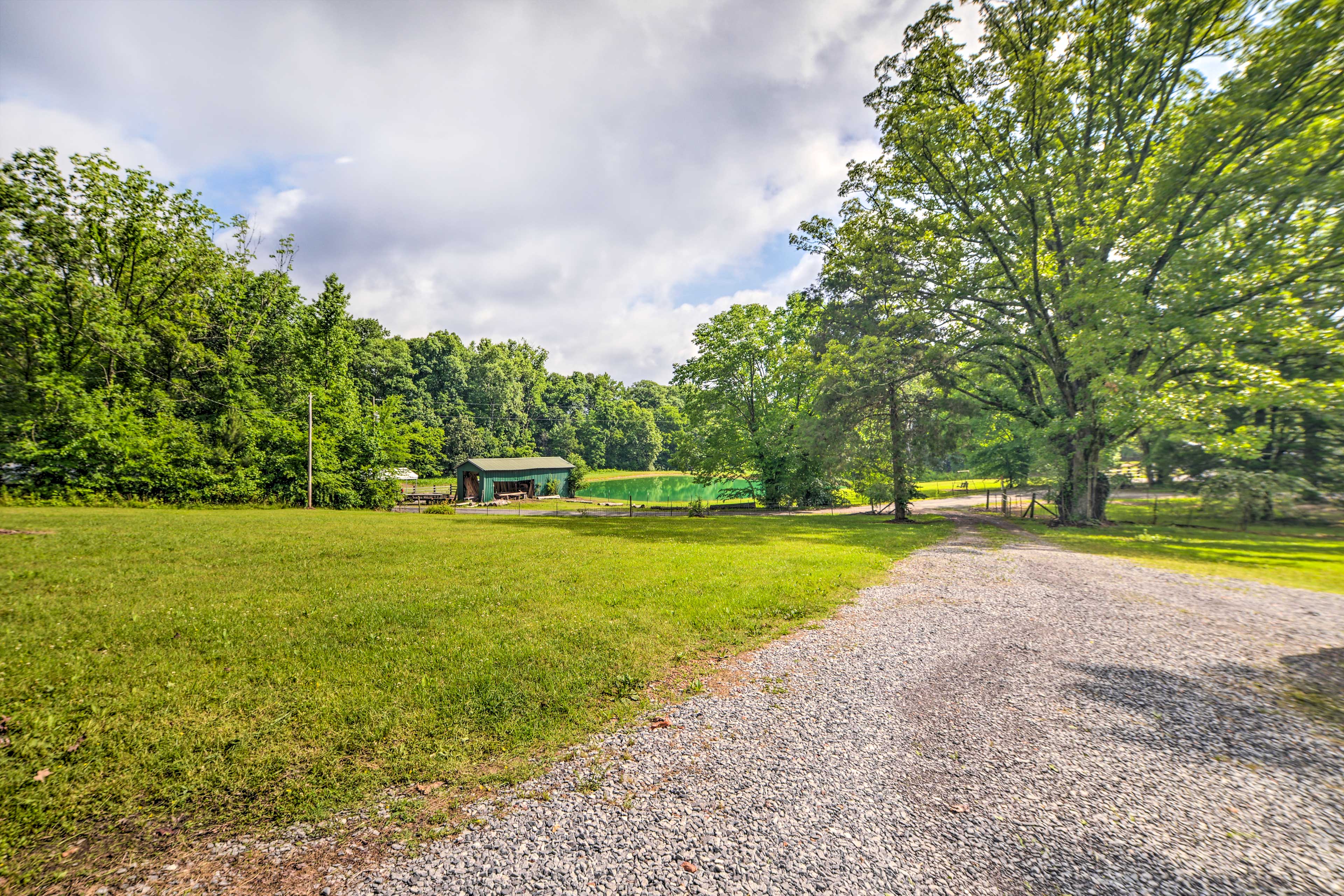 Open Property | Fire Pit | Wood Provided