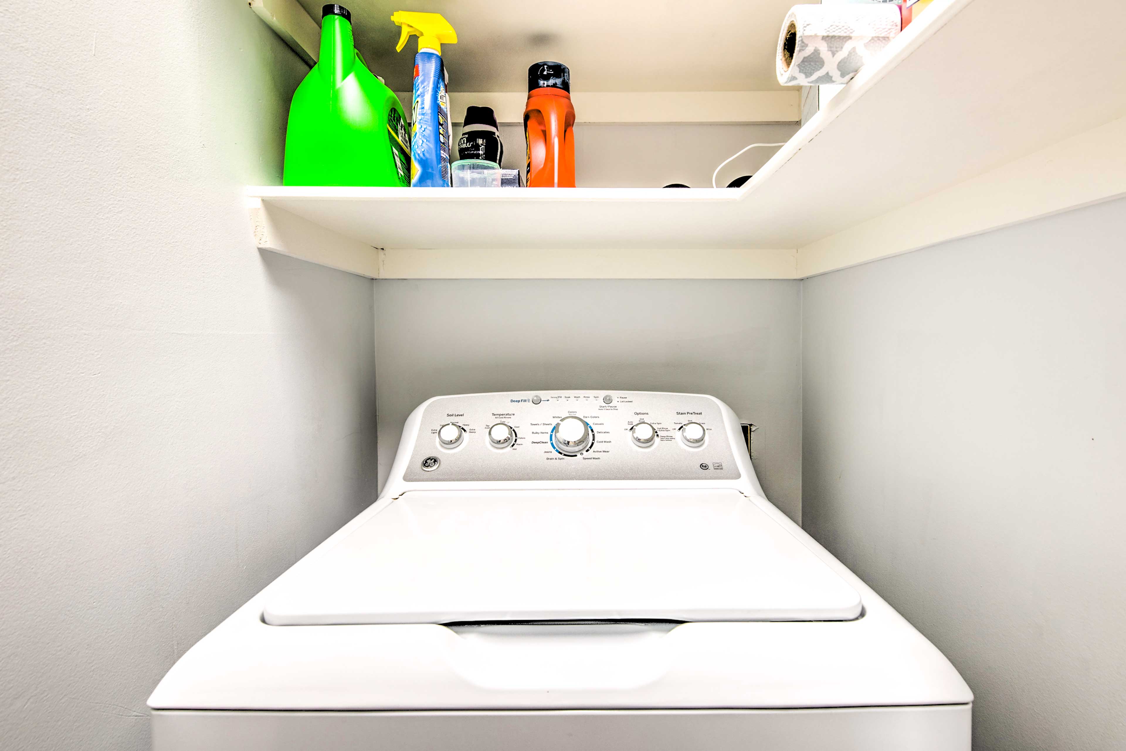 Laundry Room | Washer & Dryer