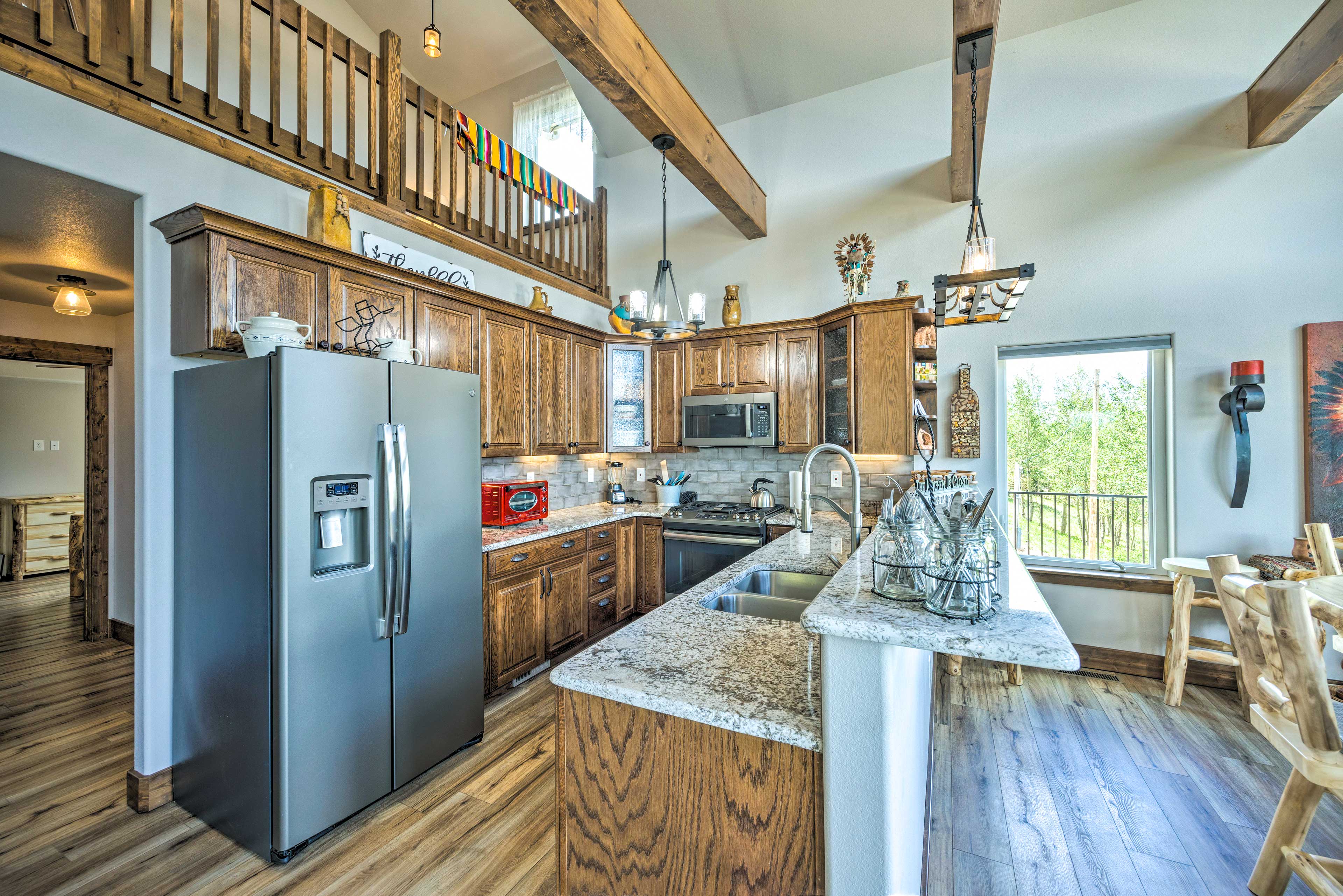 Kitchen | Main Floor