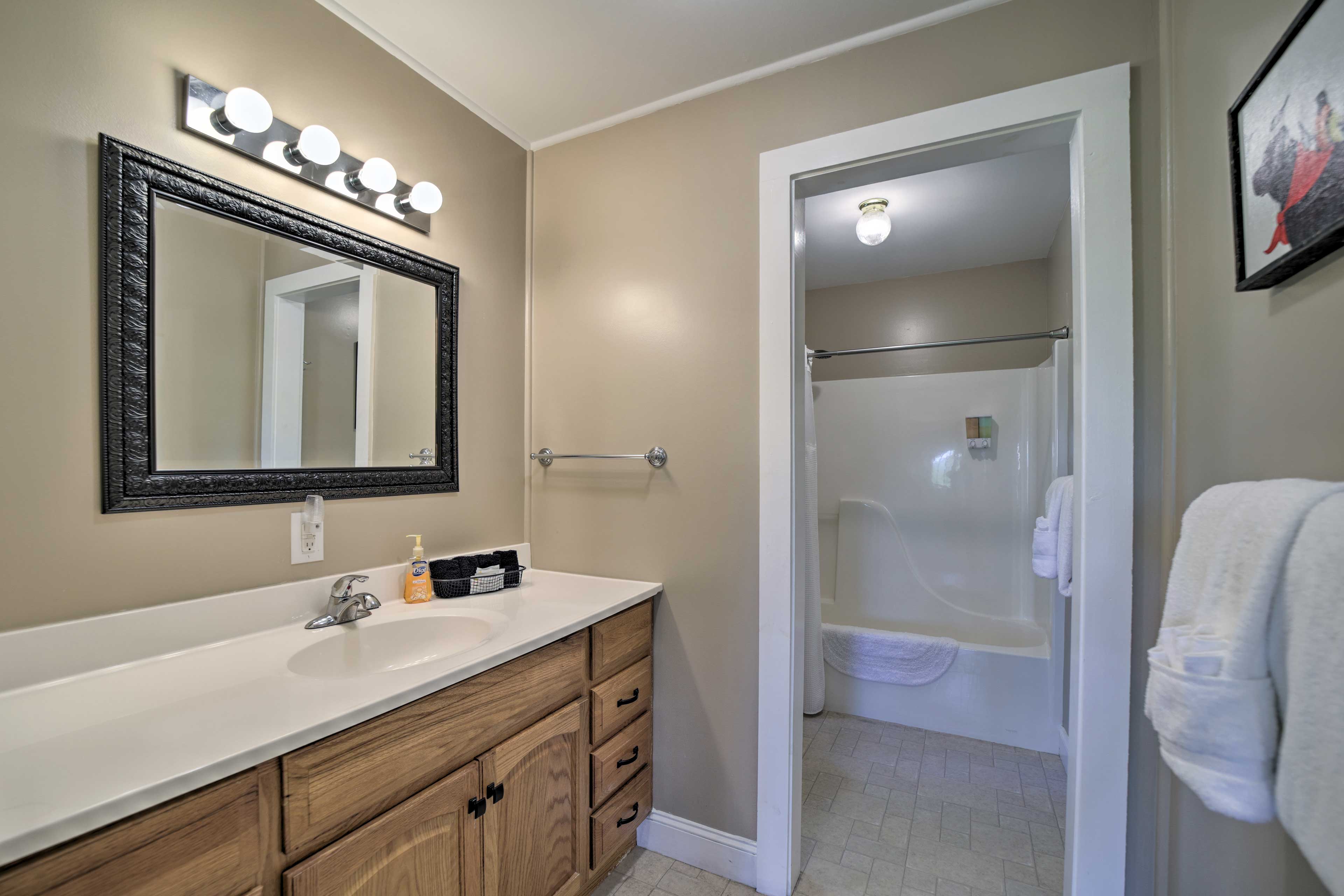 Full Bathroom | Complimentary Toiletries | Hair Dryer | Towels Provided