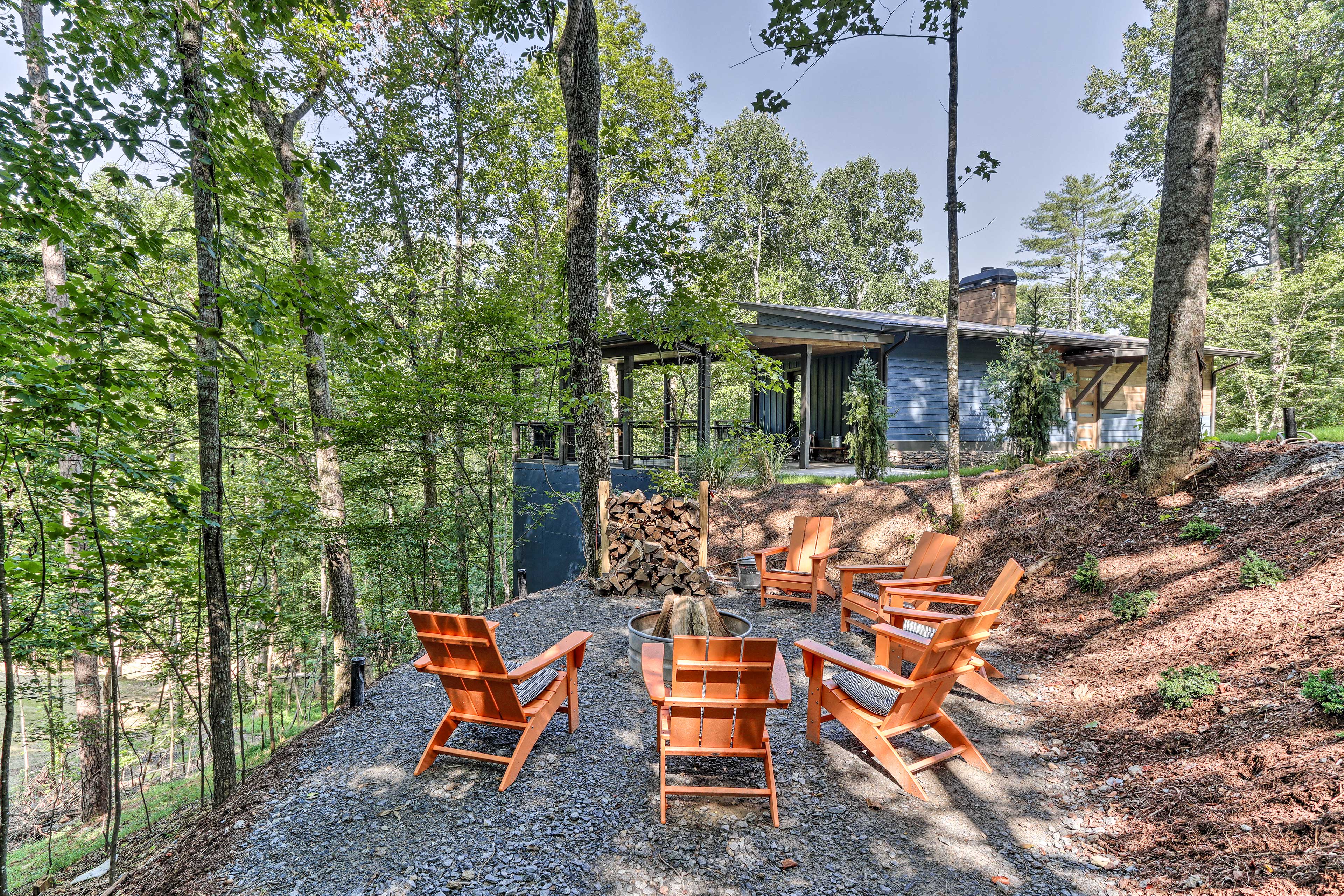 Ellijay Vacation Rental | 3BR | 2.5BA | 2,100 Sq Ft | Stairs Required for Access