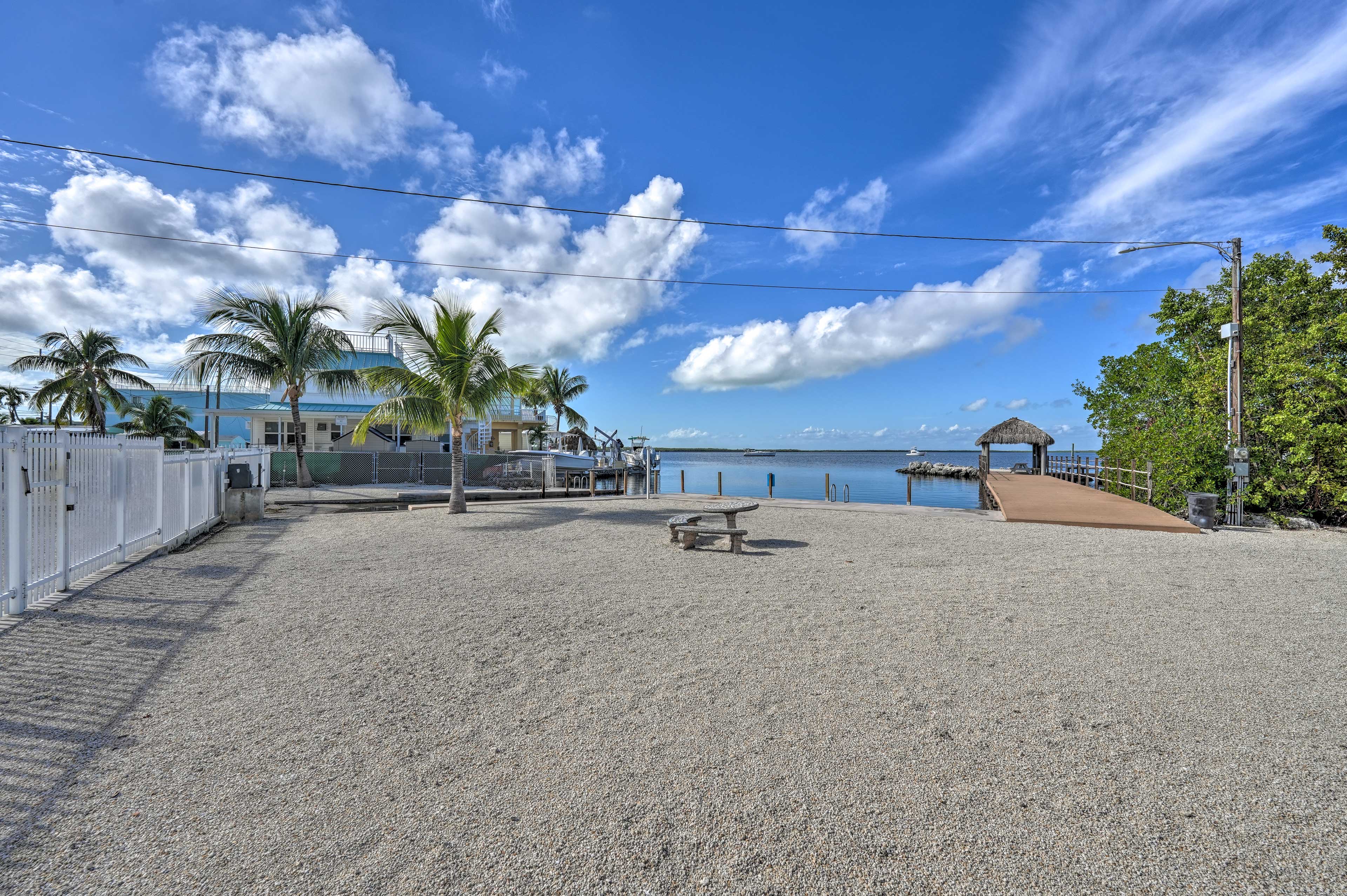 Beach & Dock