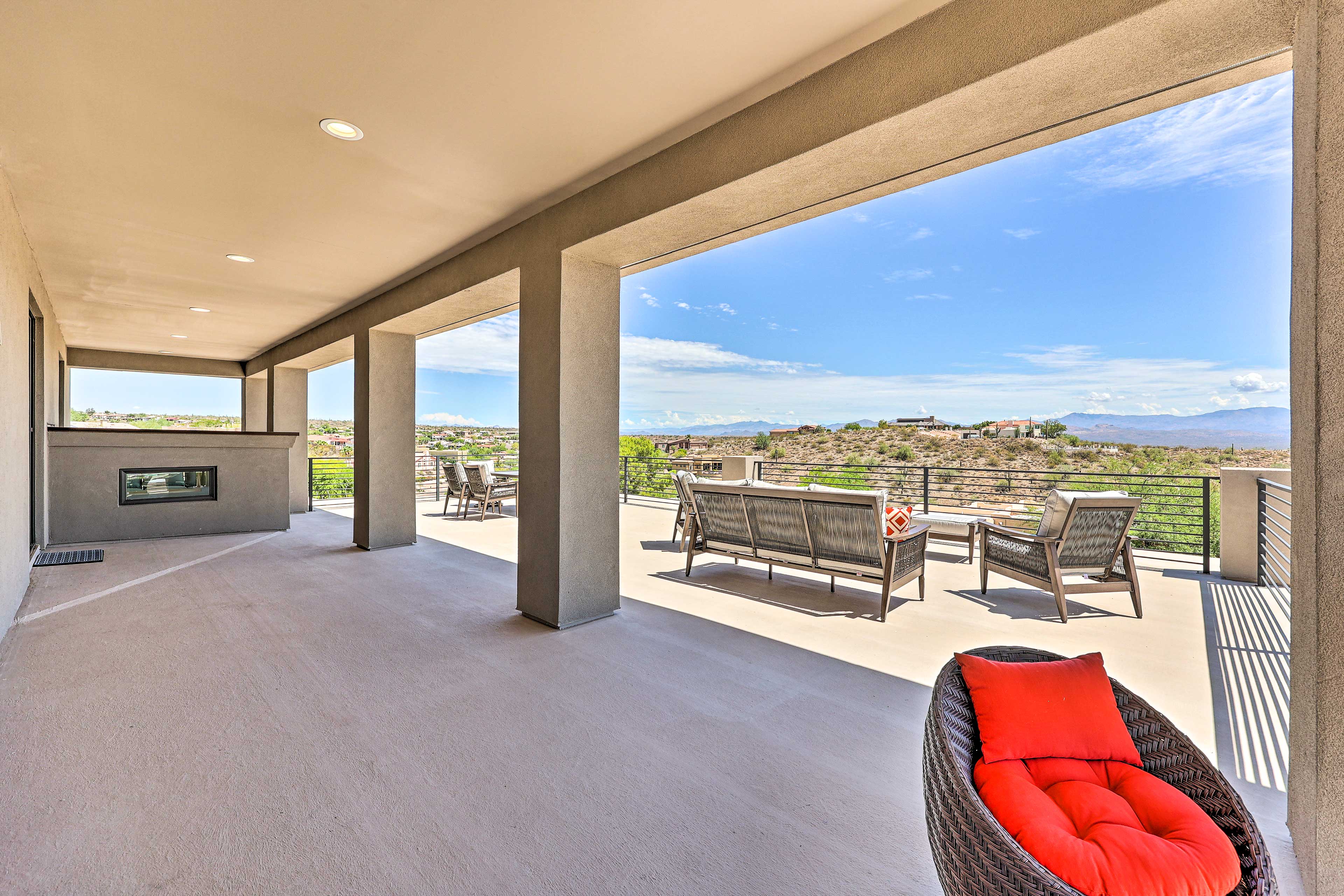 Balcony | Outdoor Dining Areas | Expansive Views