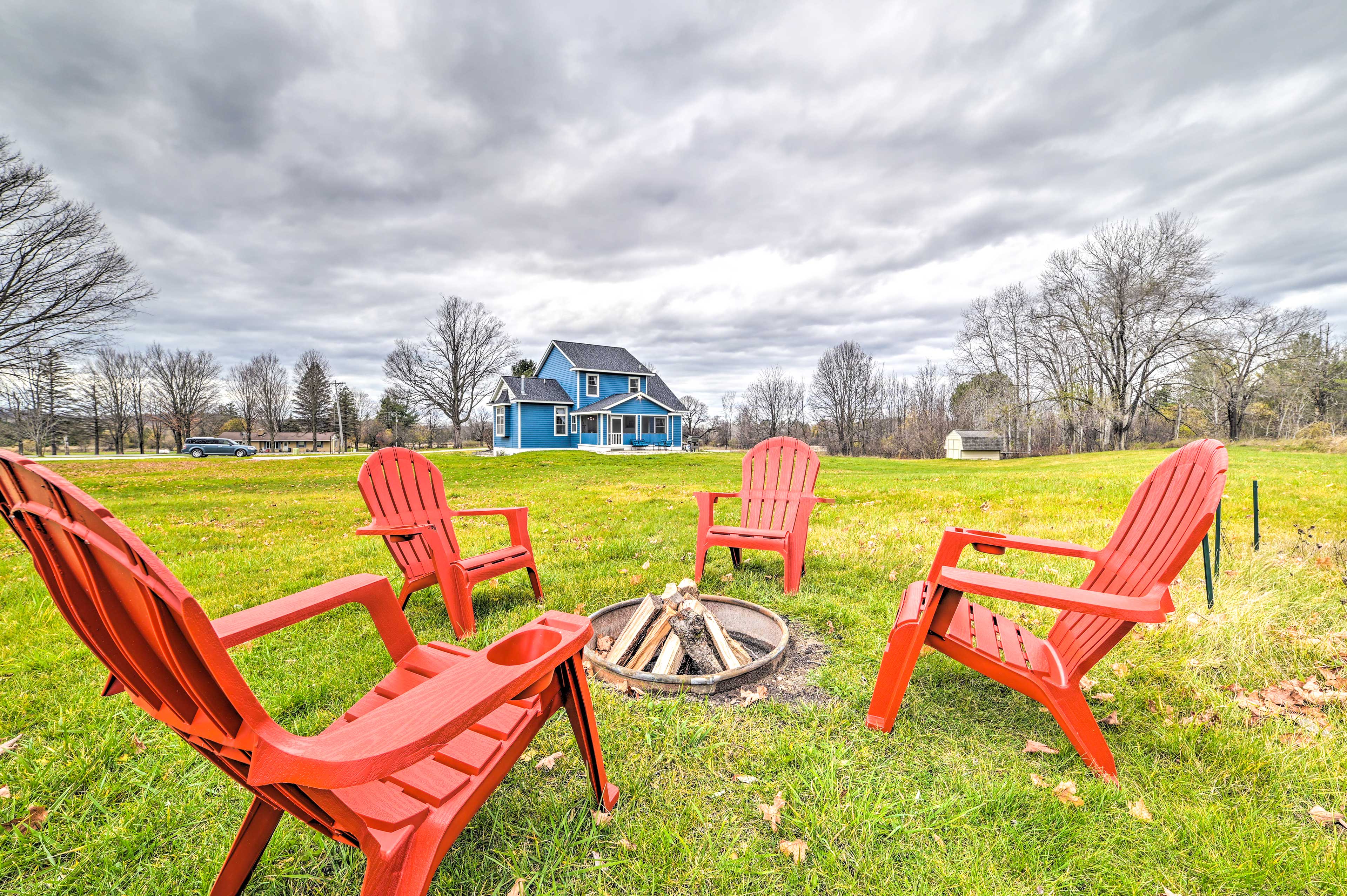 Backyard | Catch & Release Pond | Walking & Cross-Country Skiing Trails