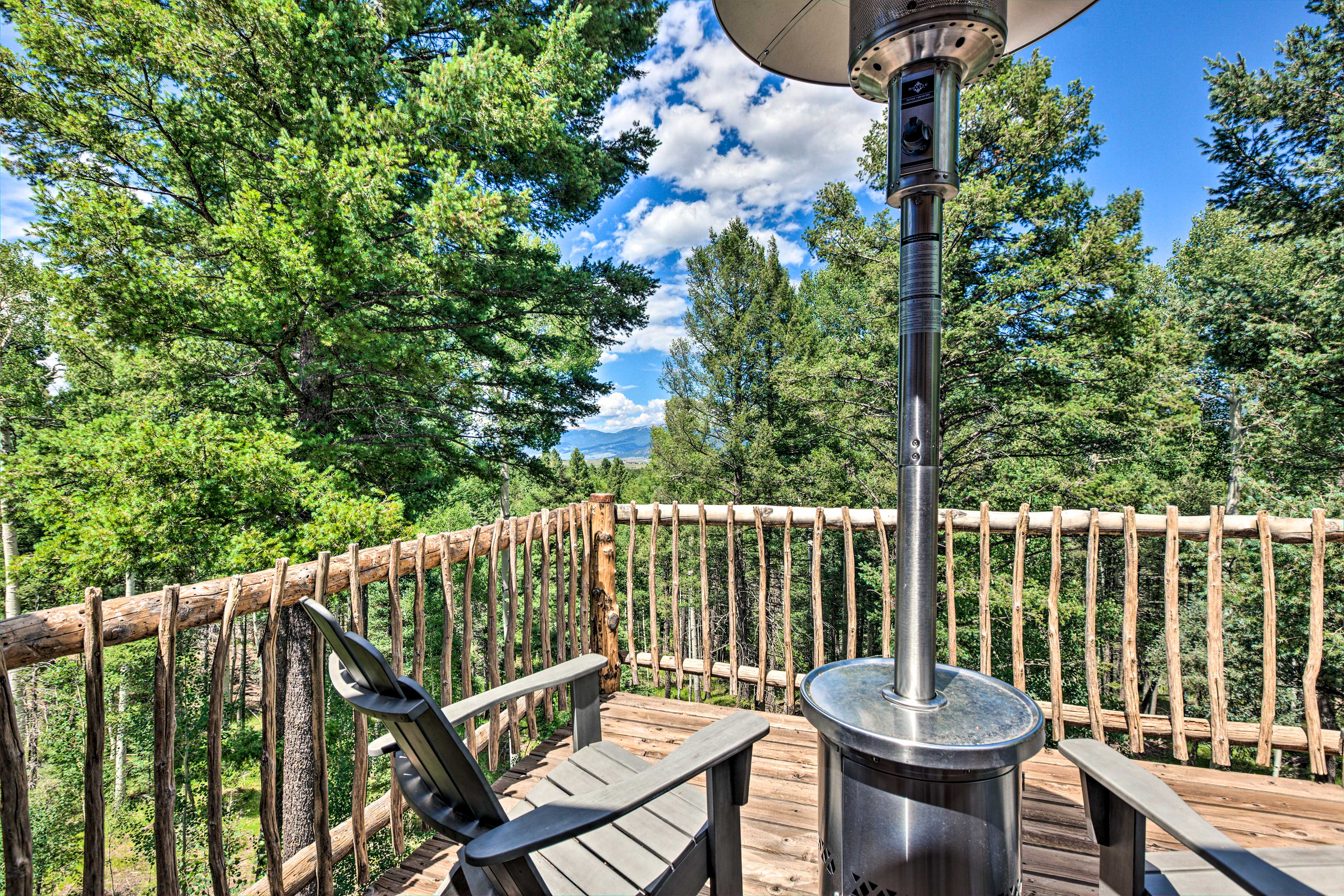 Deck | 2 Patios | Pellet Grill/Smoker | Gas Fire Pit