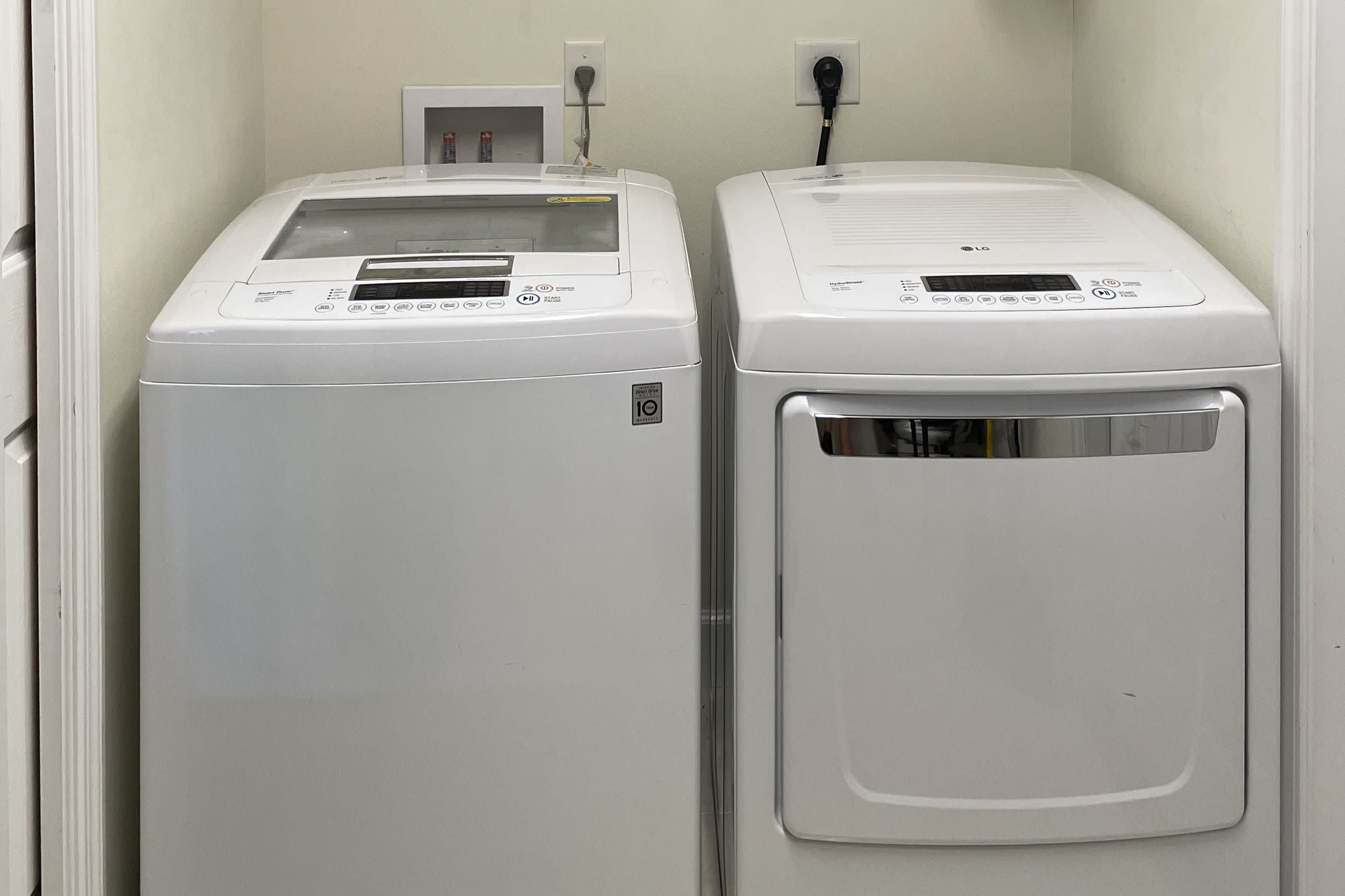 Washer/Dryer | Iron/Board