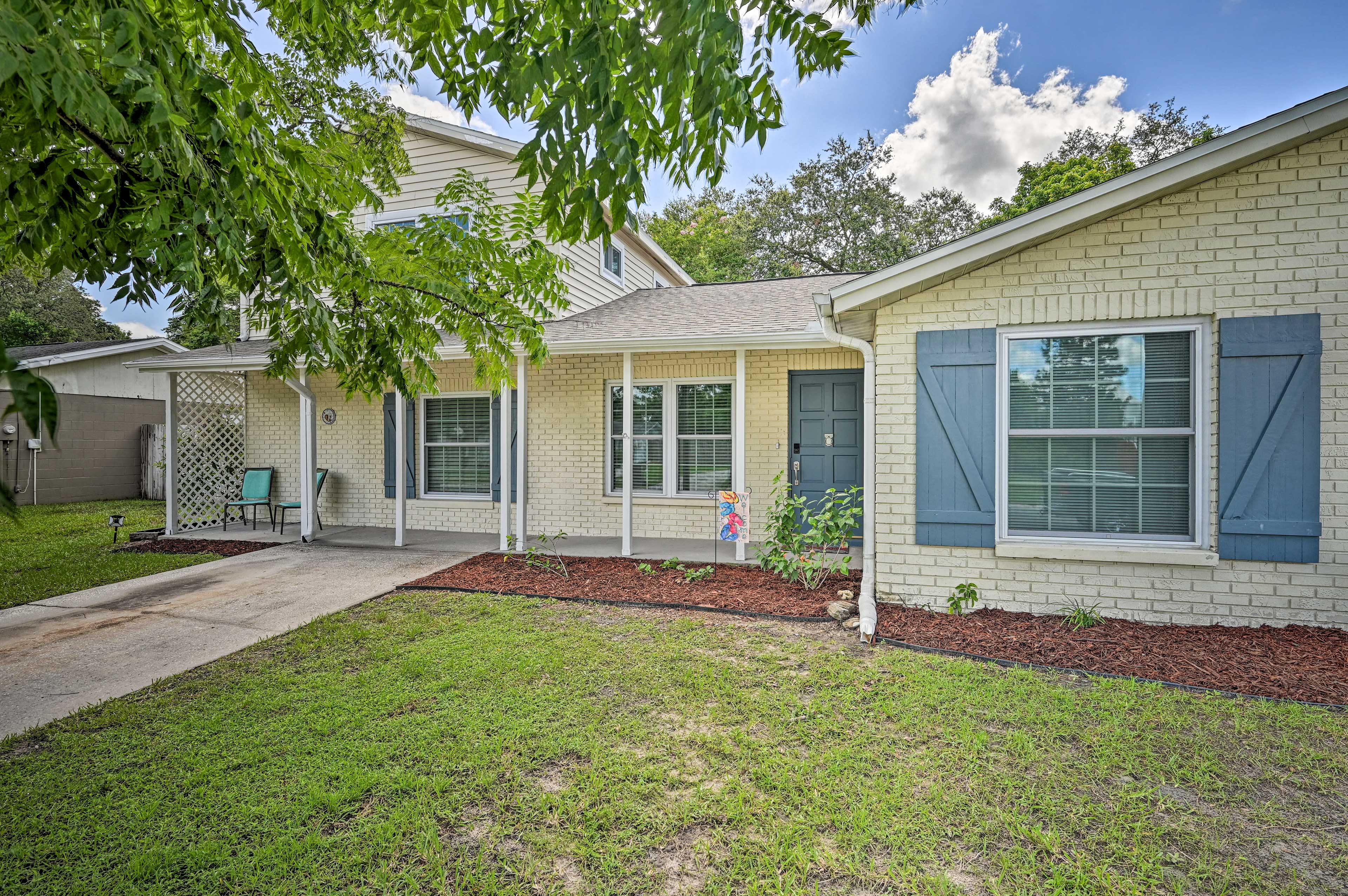 Spacious Brandon Home w/ Private Outdoor Pool