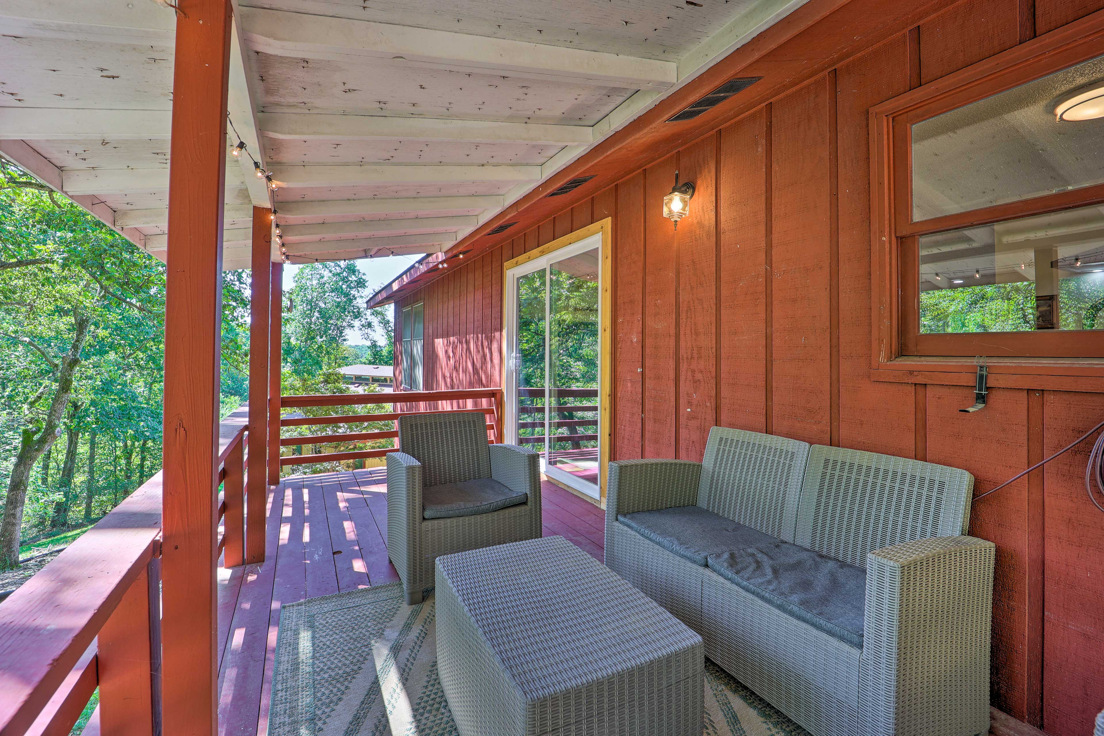 Covered Deck | Charcoal Grill