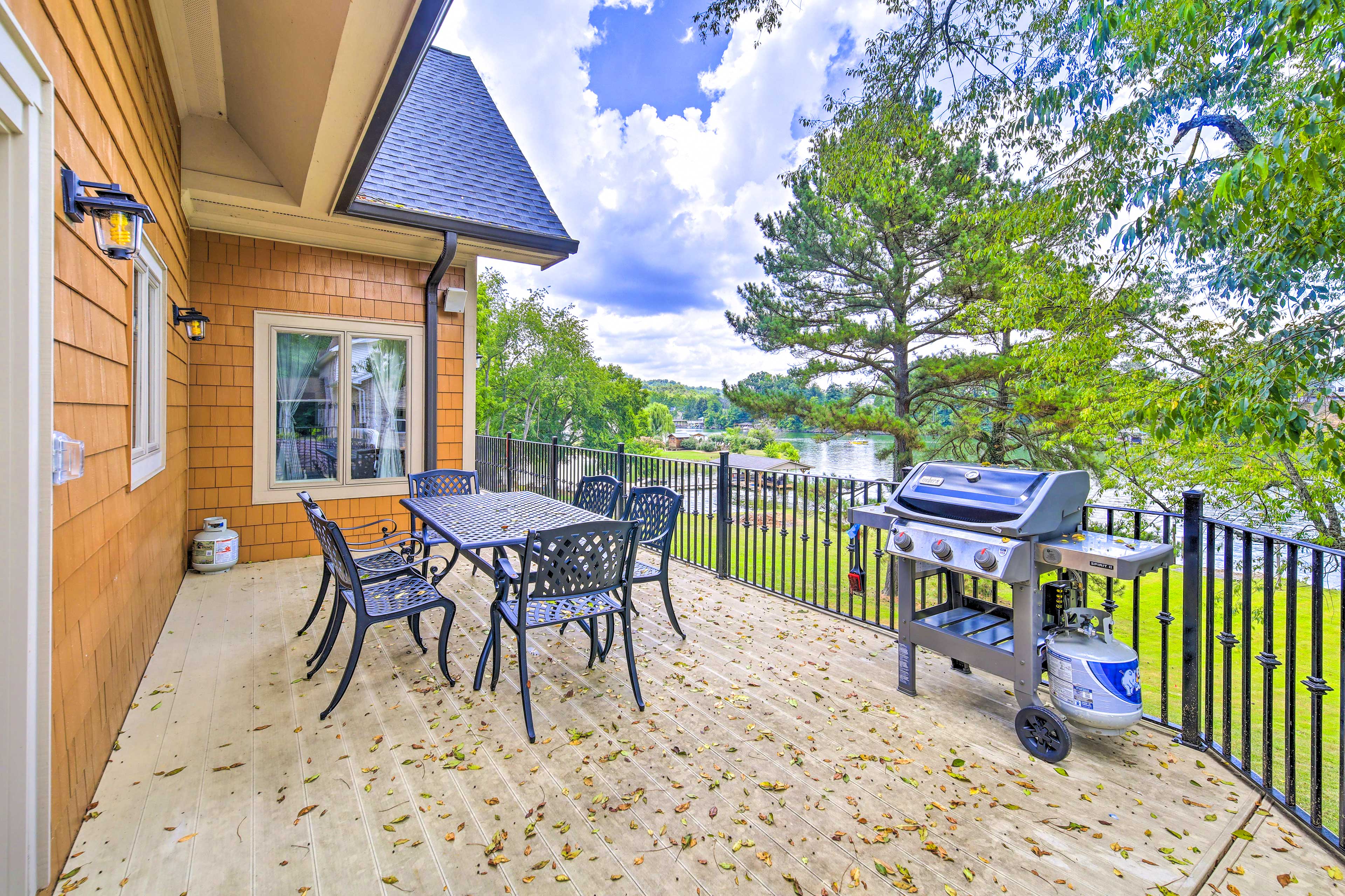 Deck | Lake Views