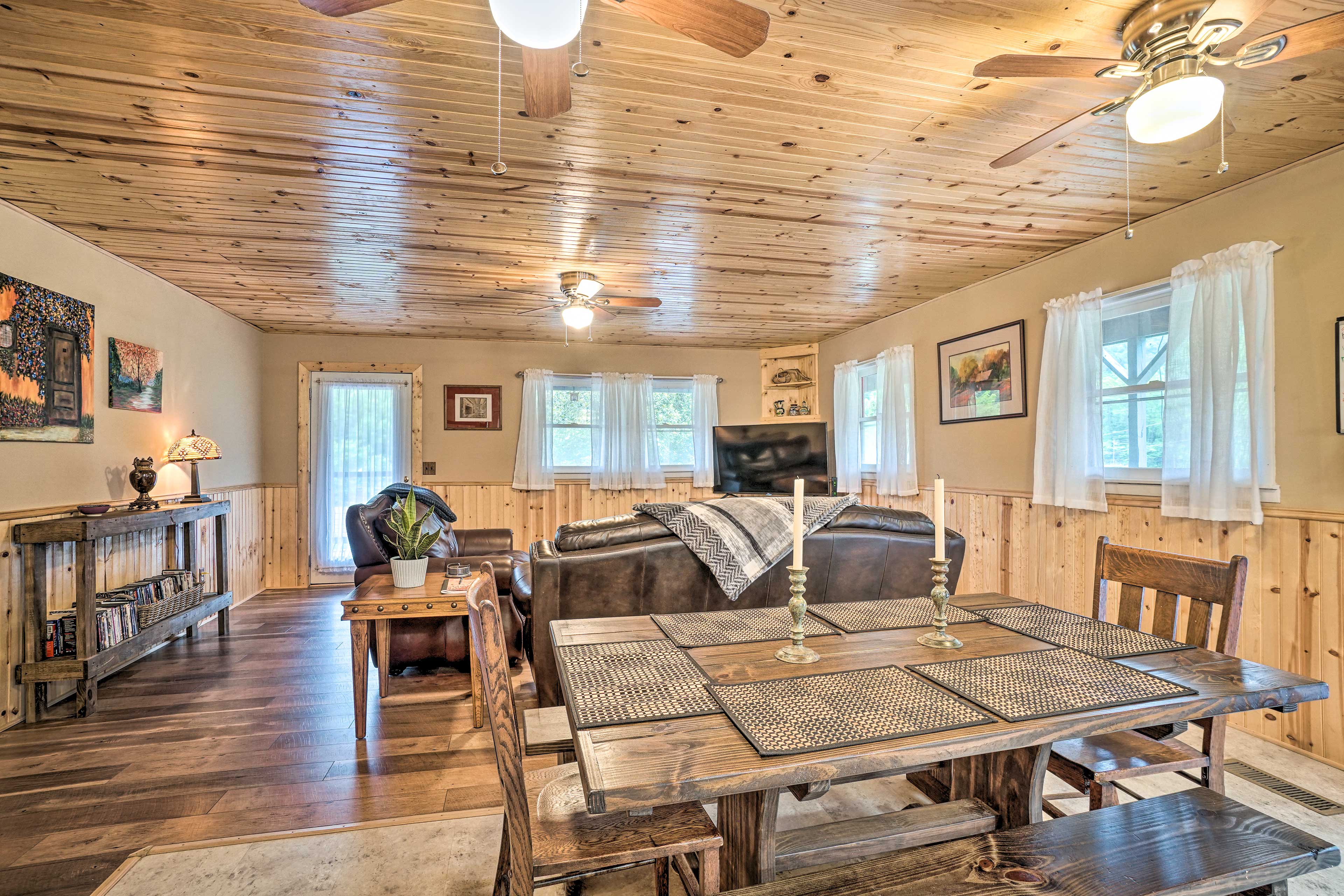 Dining Room | Central Heating & A/C