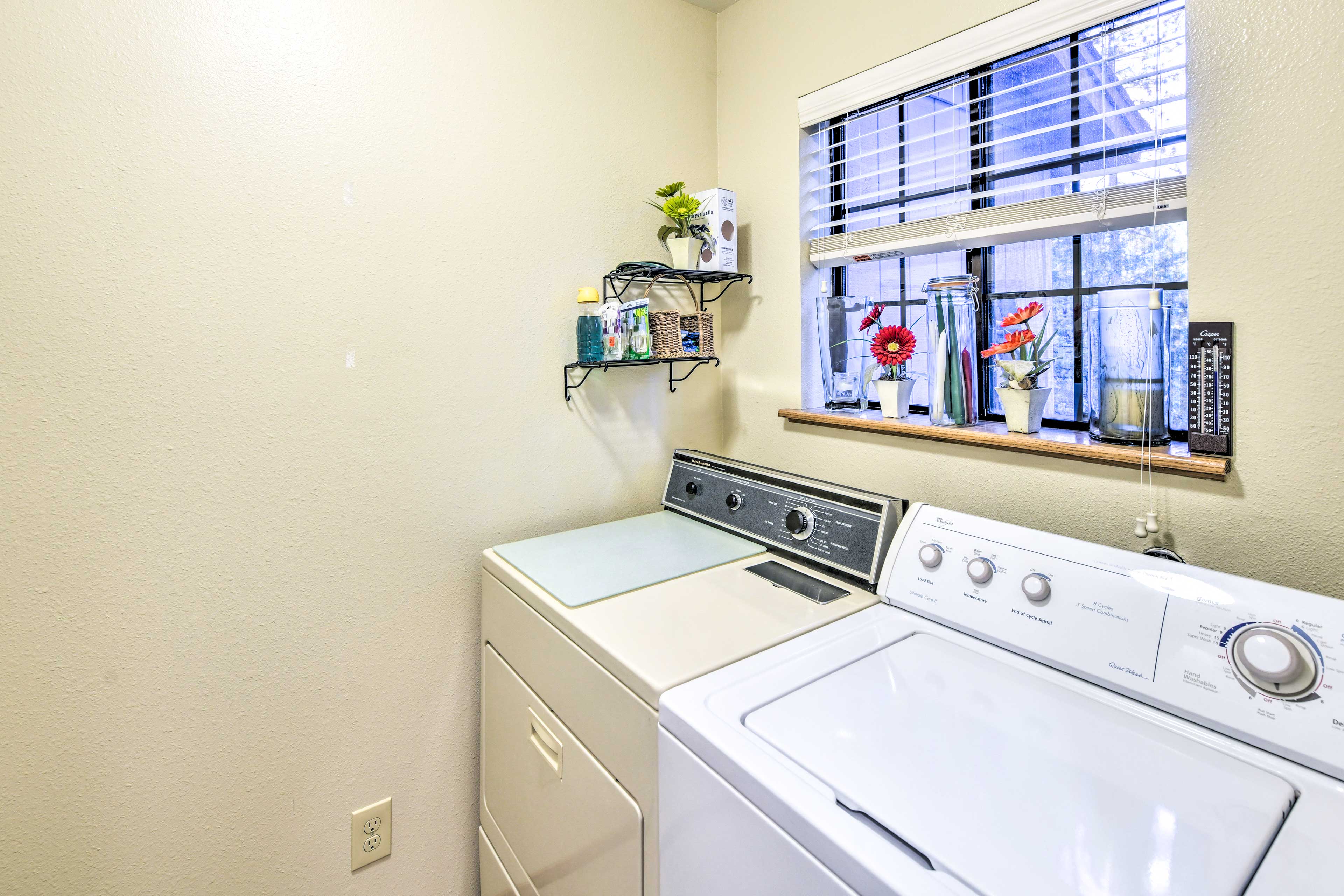 Laundry Area | Washer/Dryer | Laundry Detergent