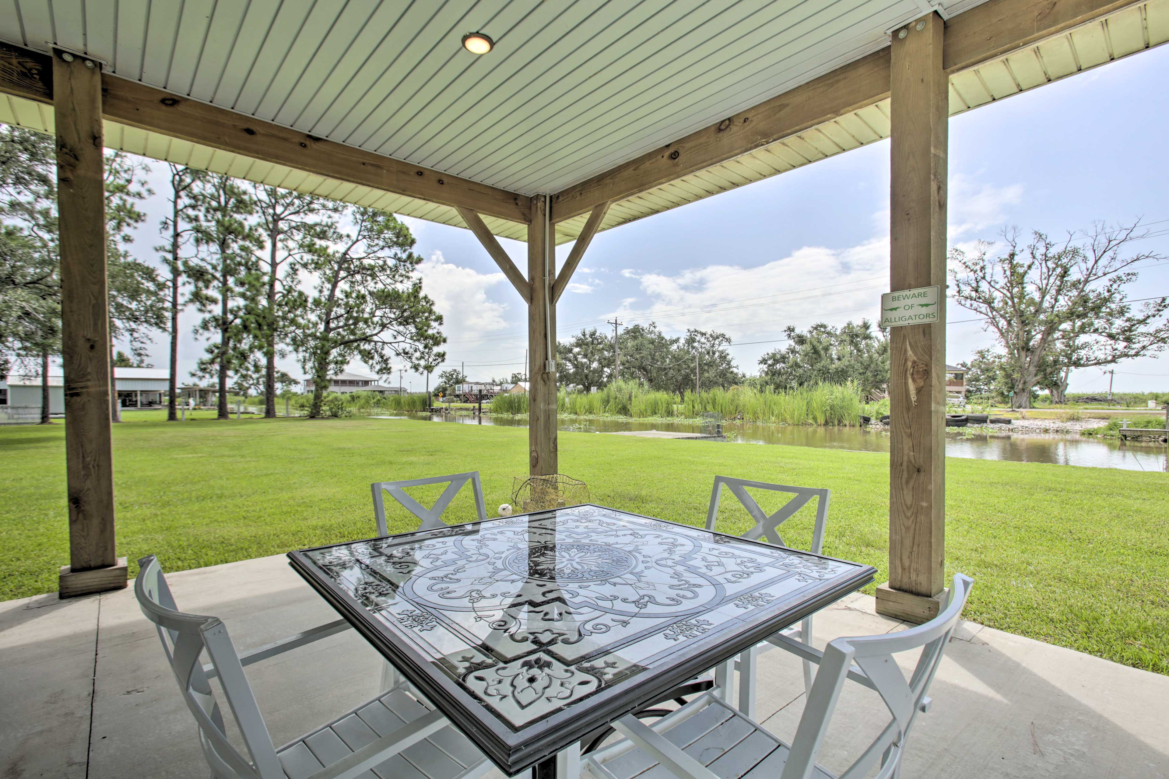 Outdoor Dining Area