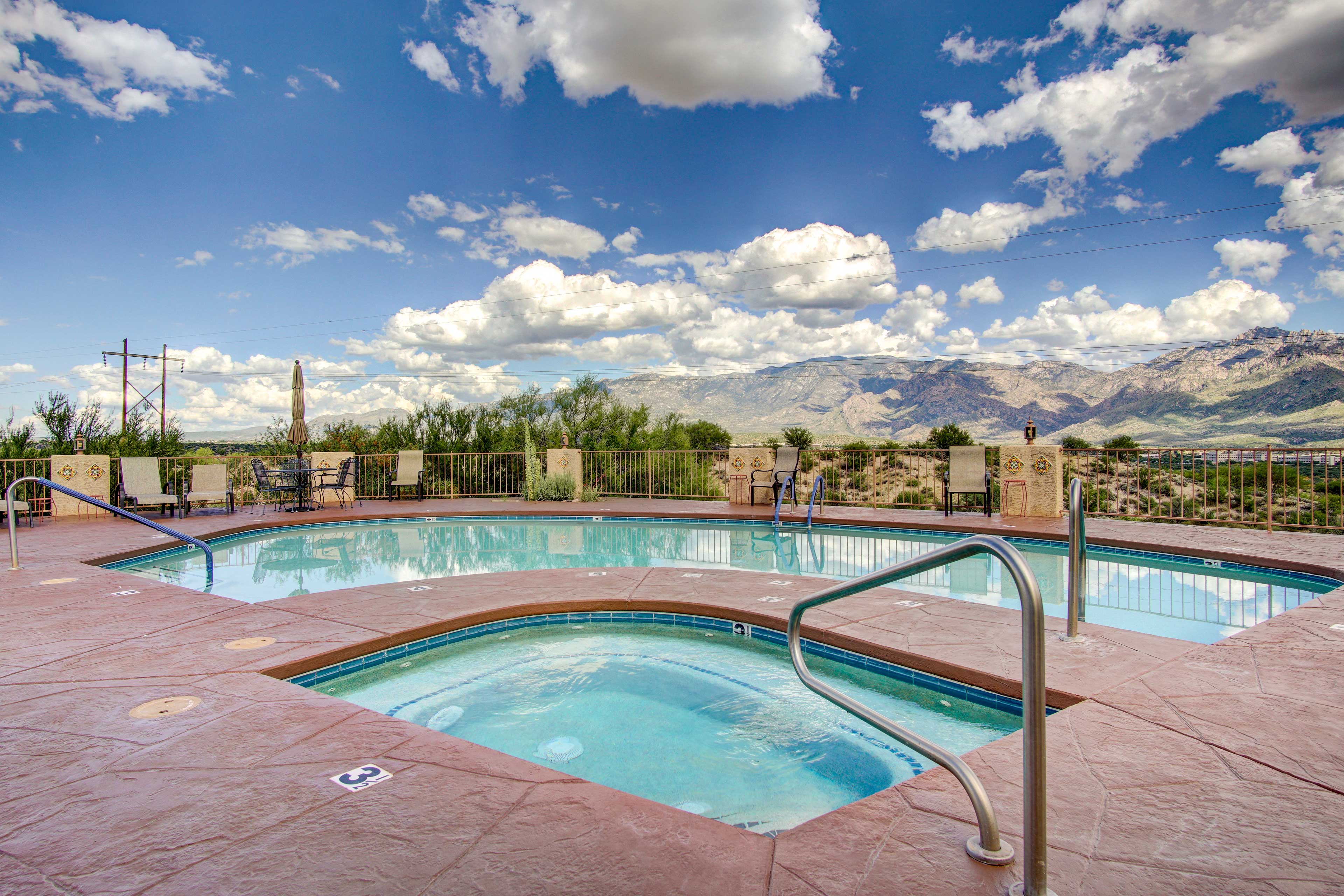 Community Pool/Hot Tub | ~13 Mi to DT Tucson