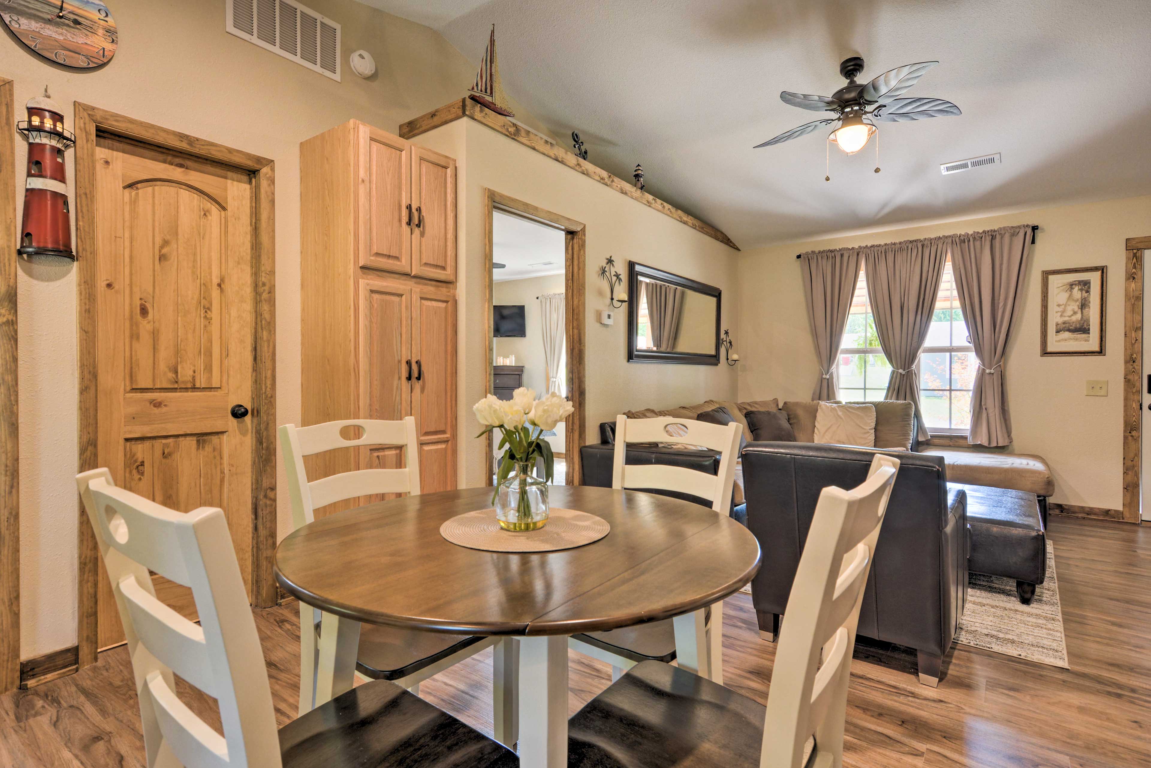 Dining Area | Dishware & Flatware