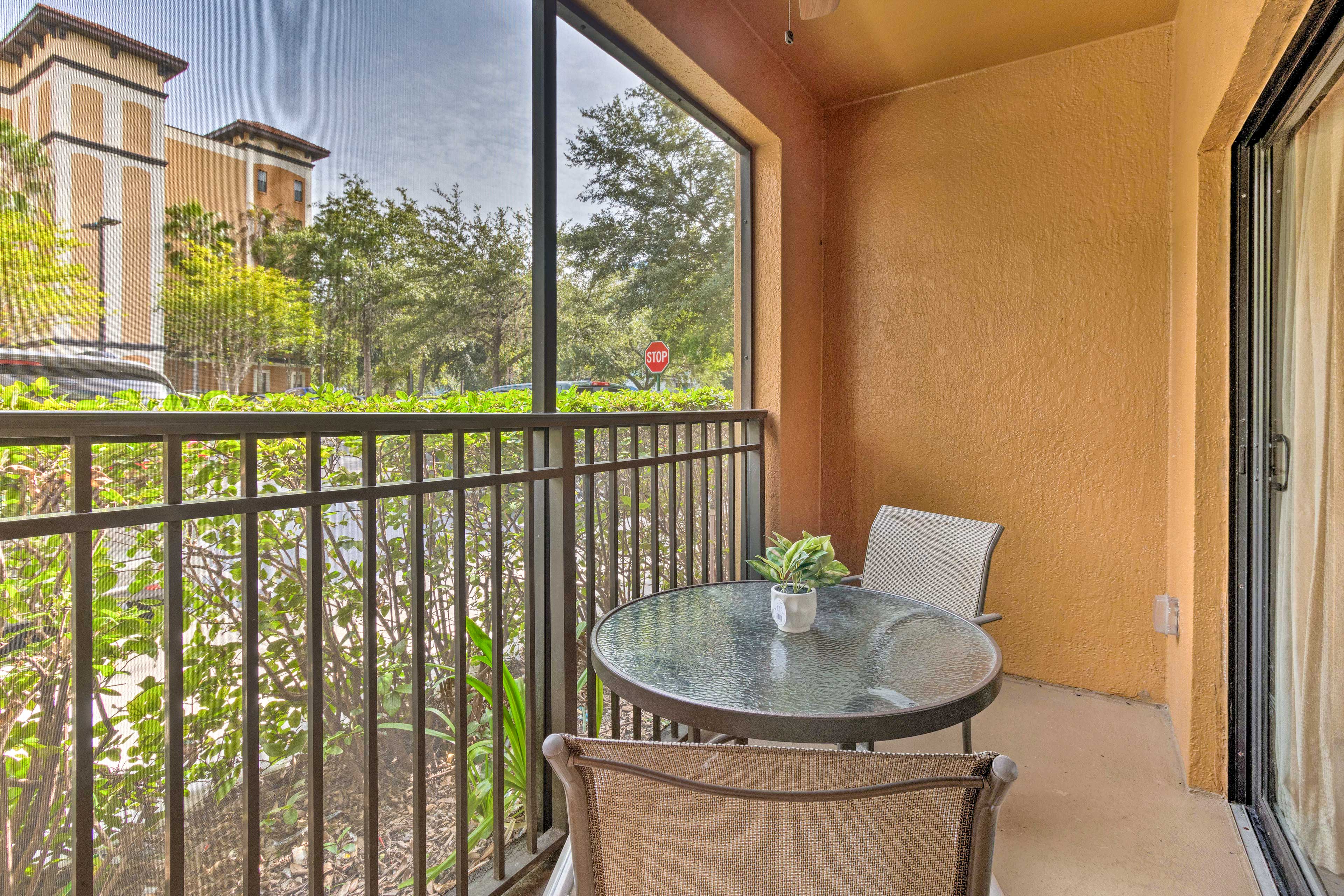 Private Screened-In Porch