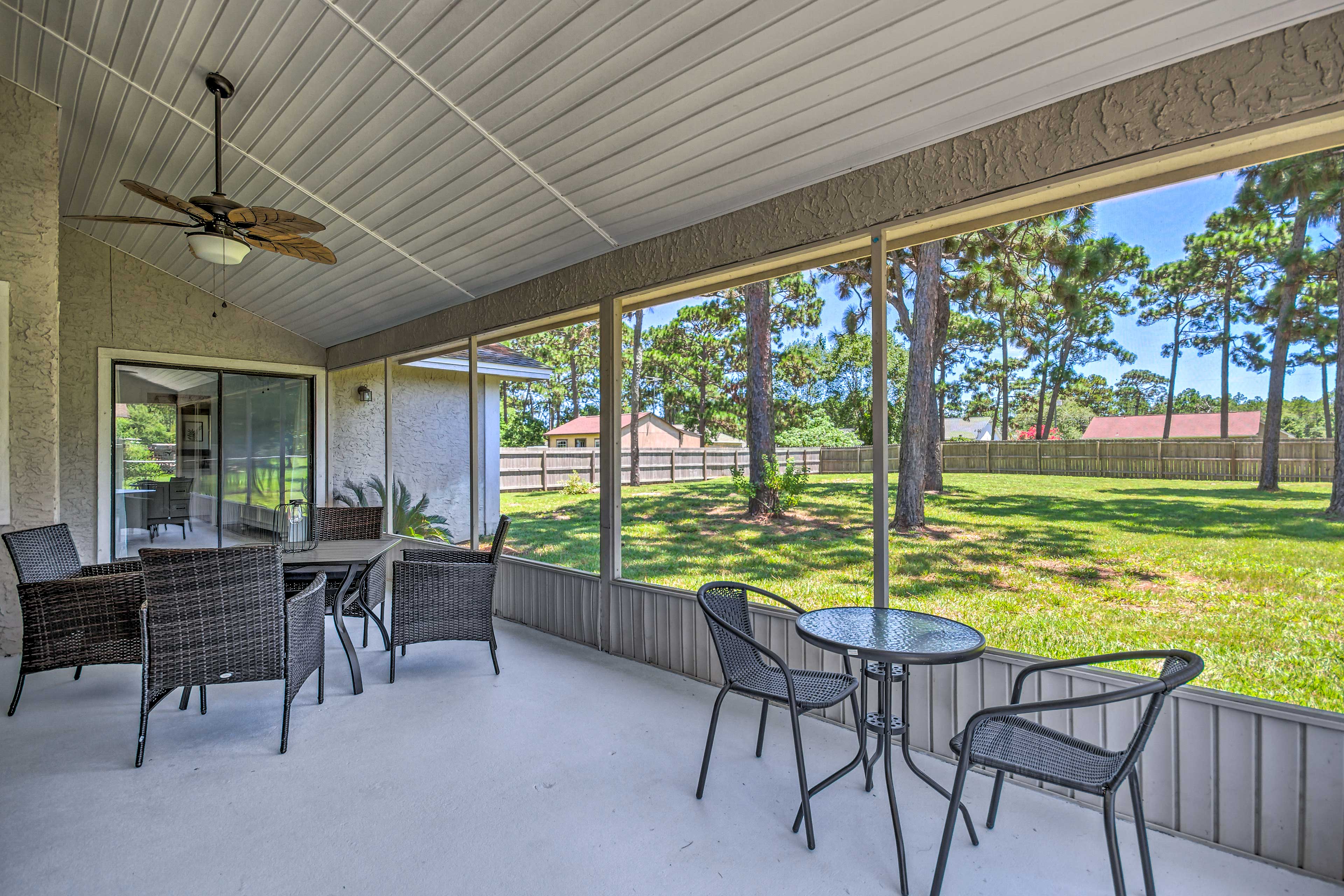 Screened-In Patio | Electric Grill