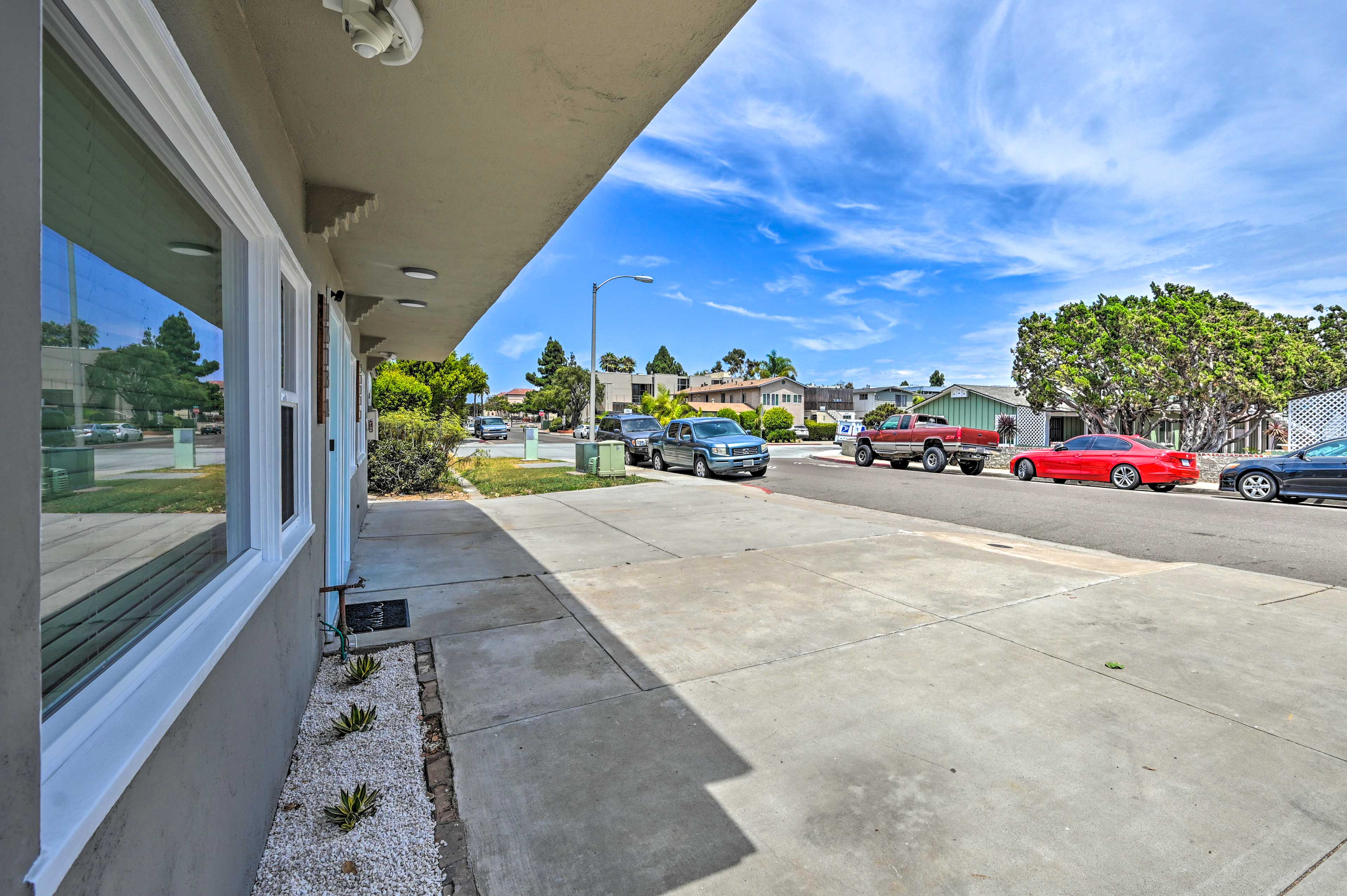 Parking | Driveway (1 Vehicle)