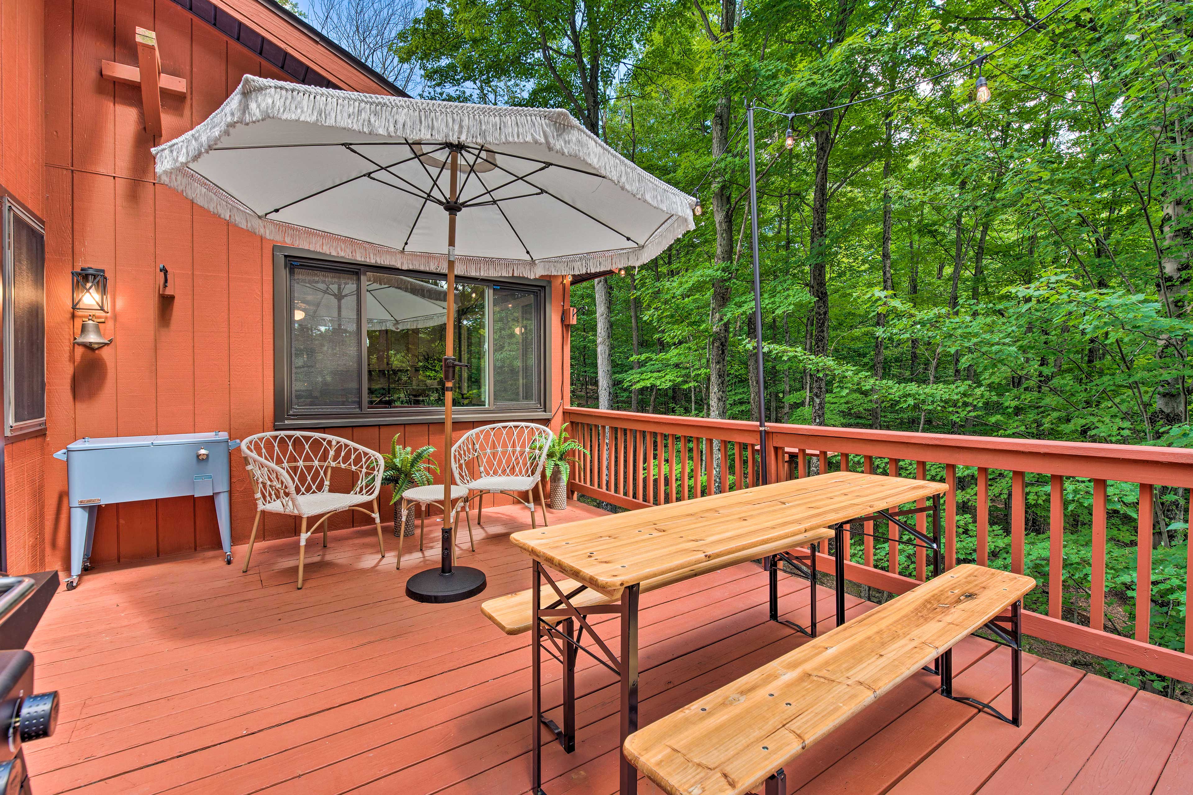 Outdoor Space | Private Deck | Hammock | Telescope | Gas Grill