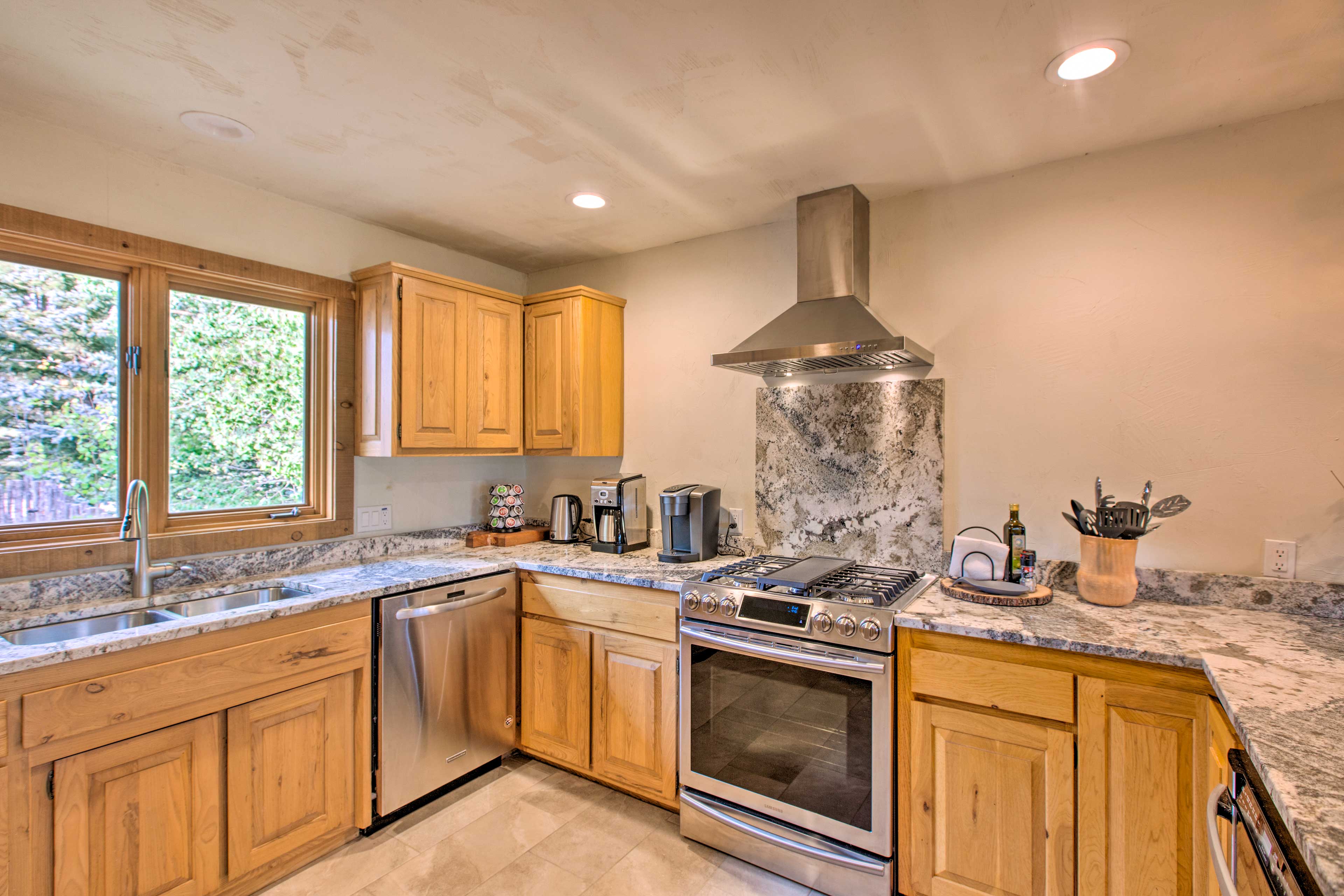 Kitchen | Fully Equipped | Stainless Steel Appliances
