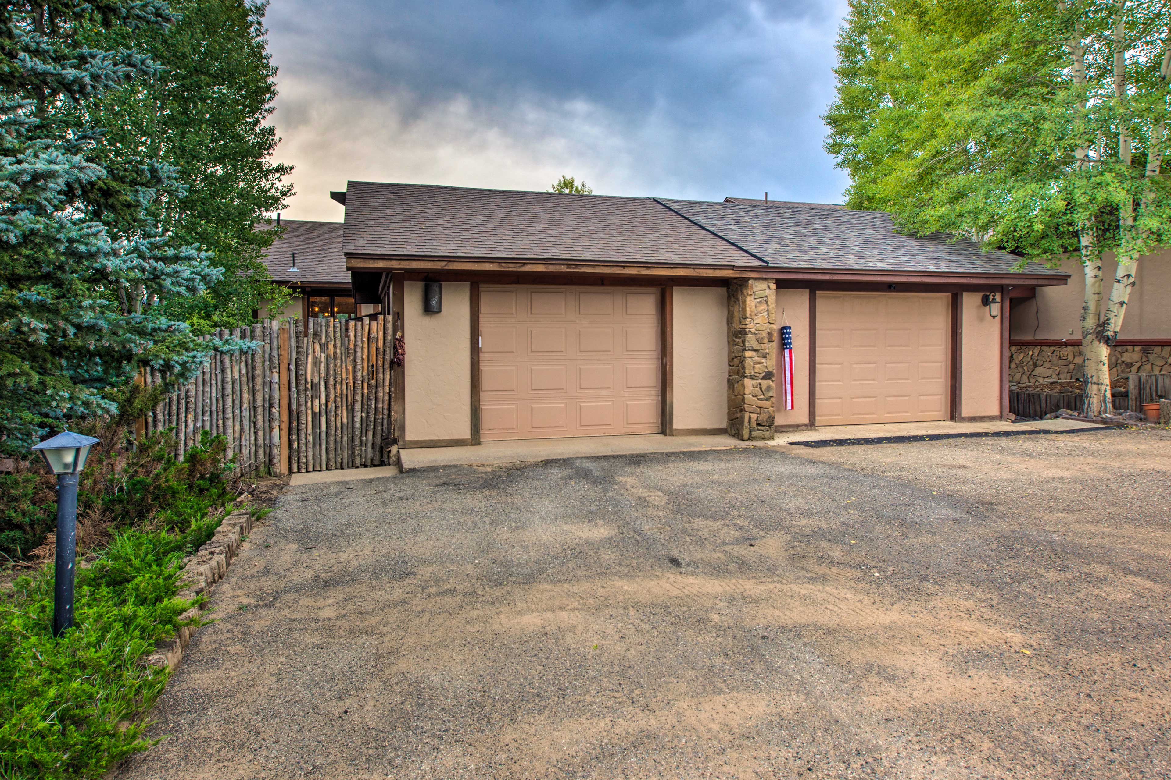 Parking | Garage (1 Vehicle) | Driveway (1 Vehicle)