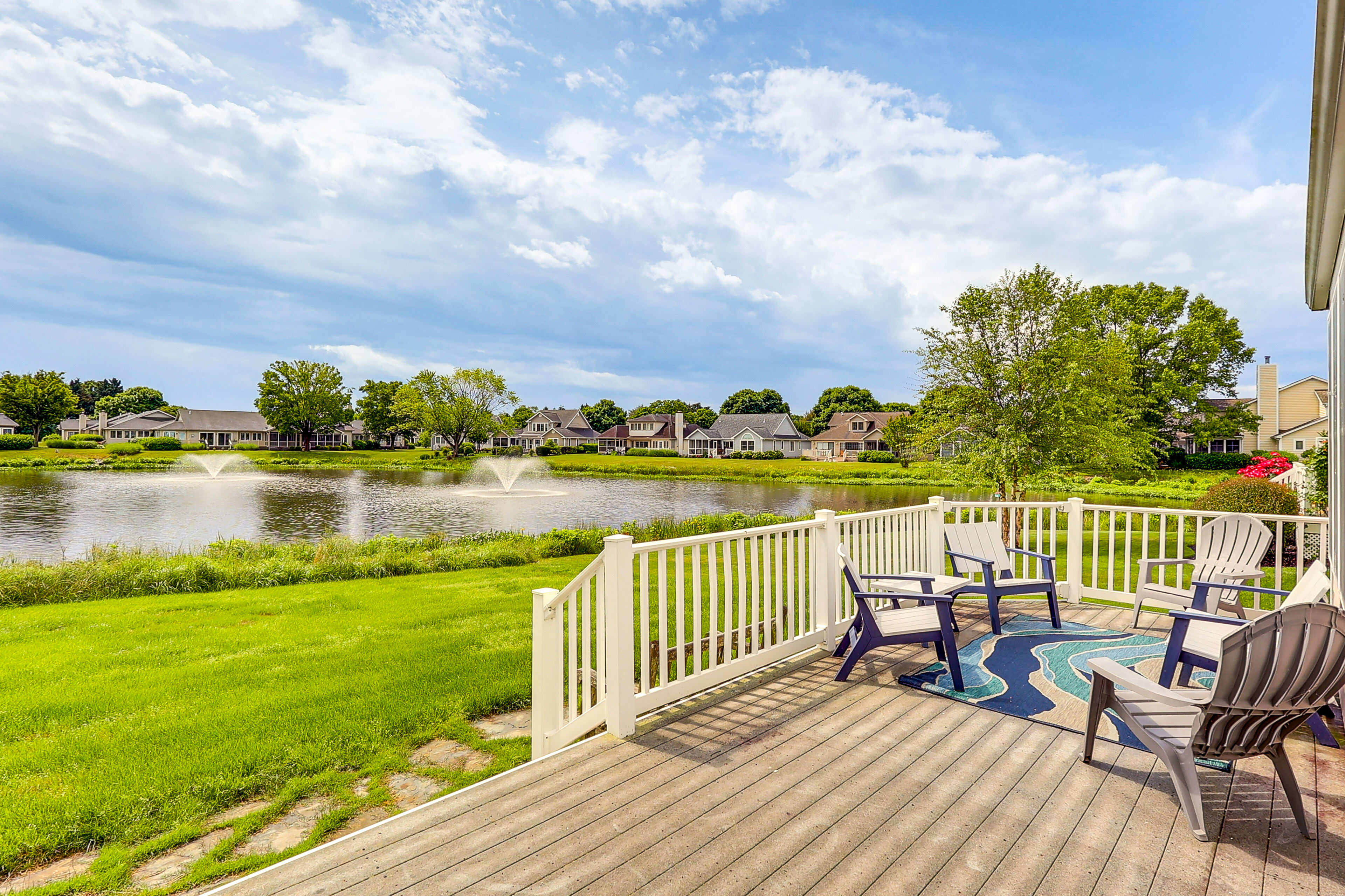 Deck | Pond Views