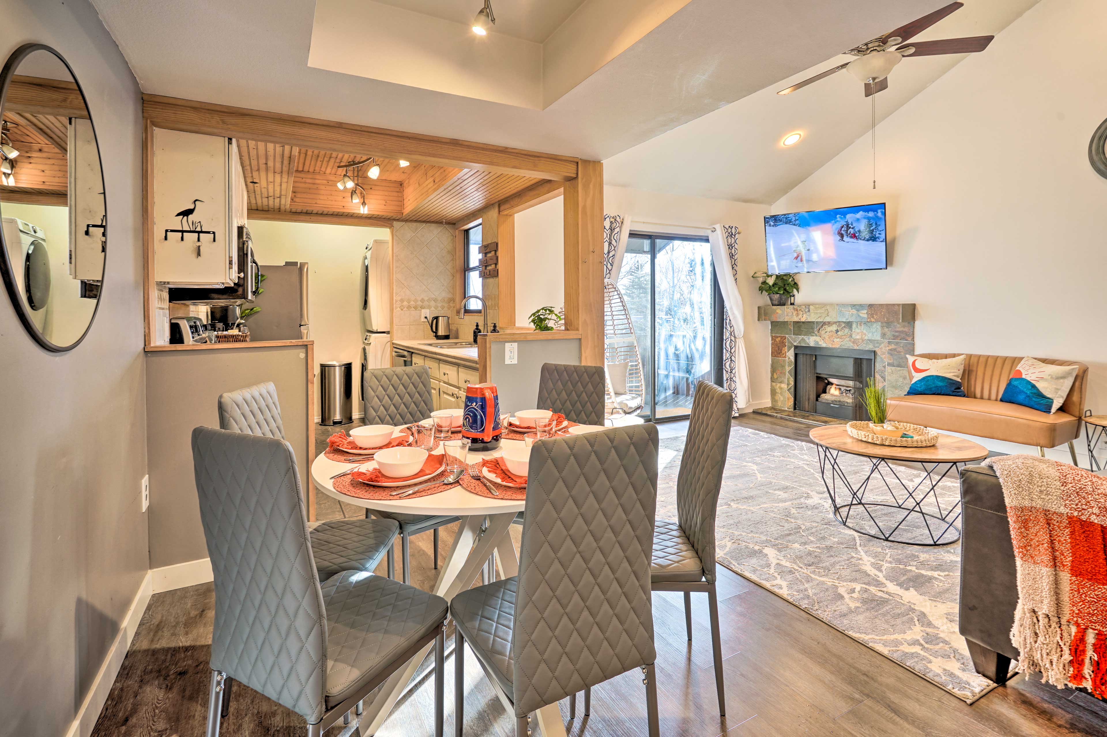 Dining Room | 3rd-Floor Condo