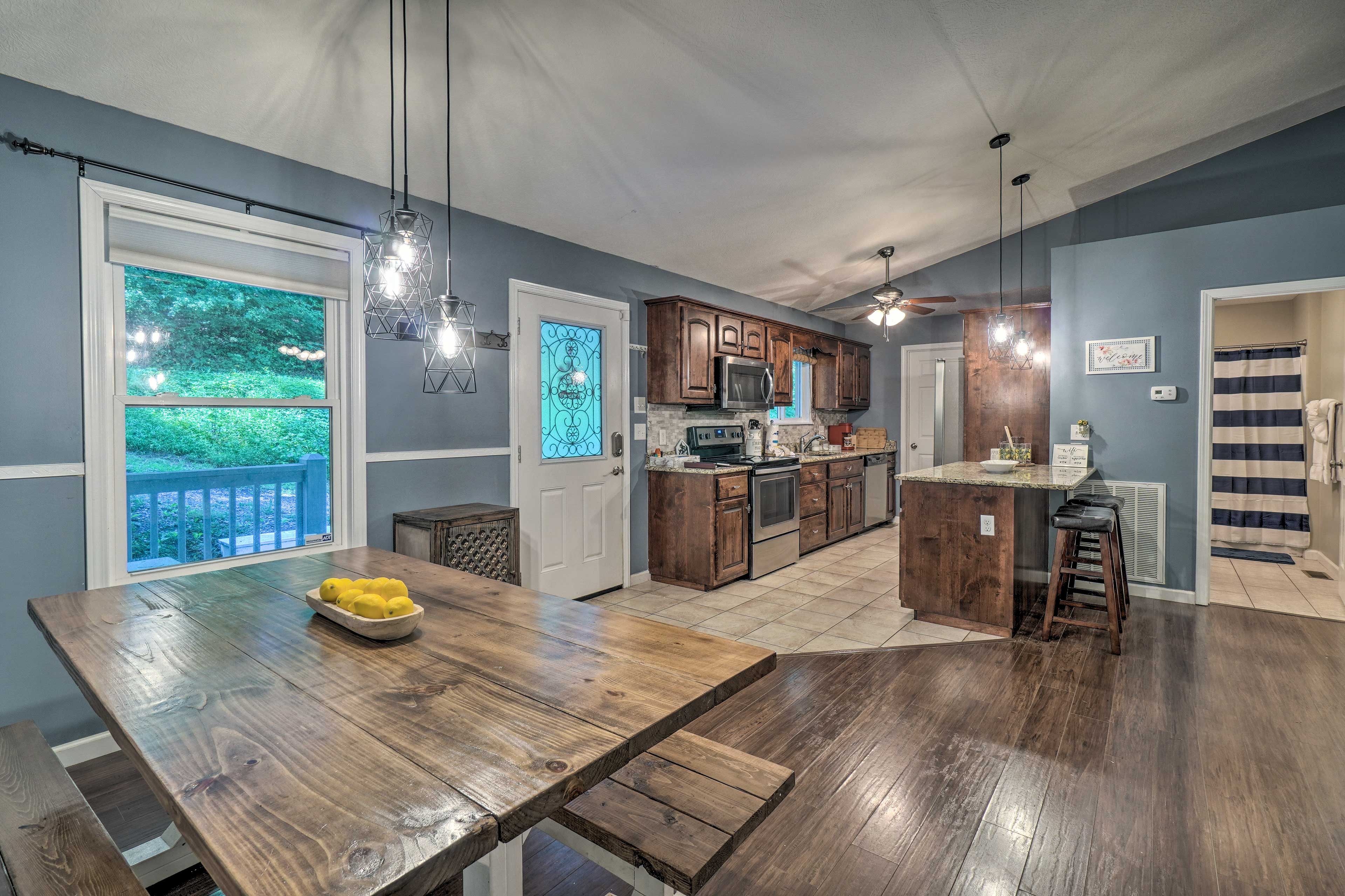 Dining Area & Kitchen | Cooking Basics