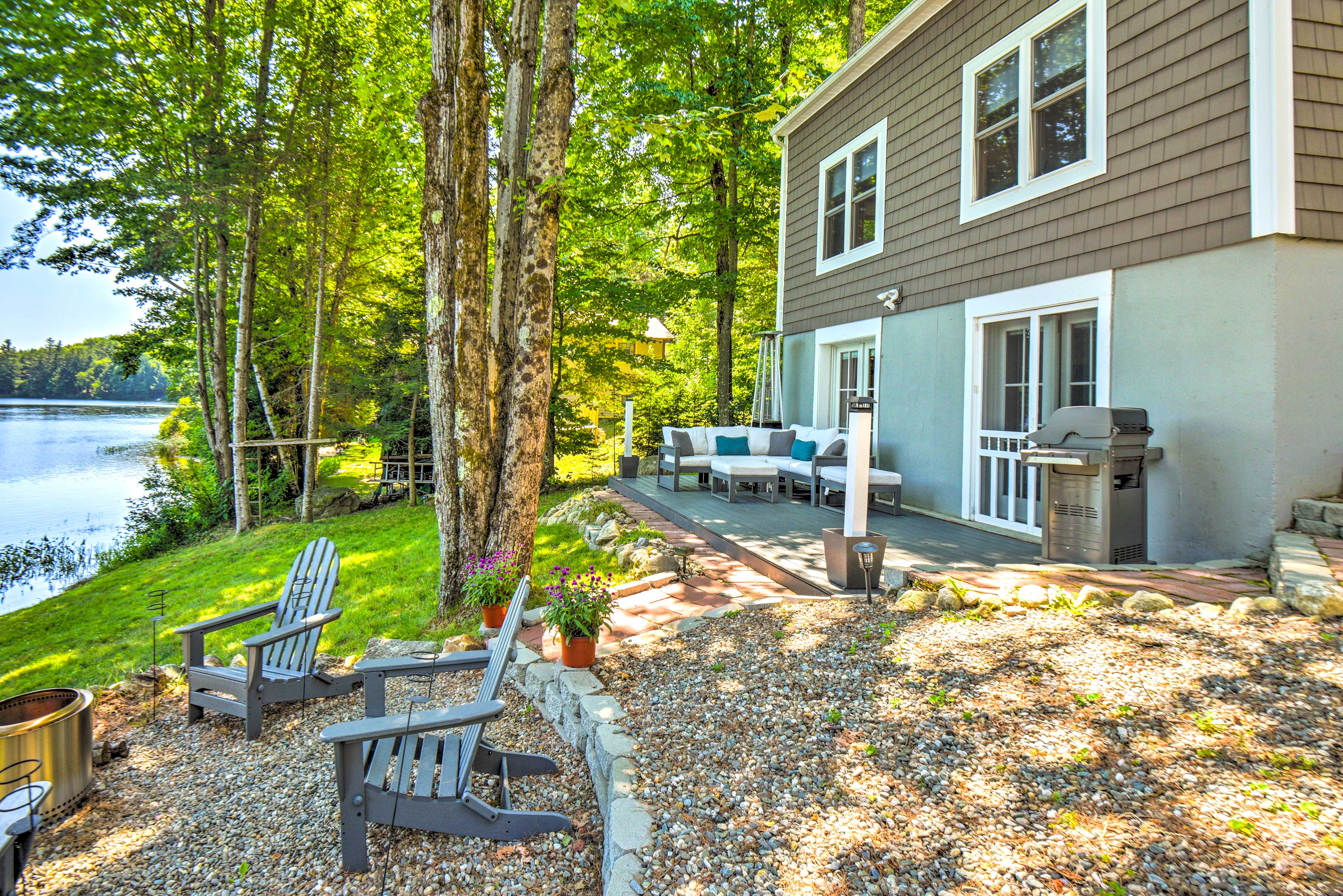 Home Exterior | Furnished Deck