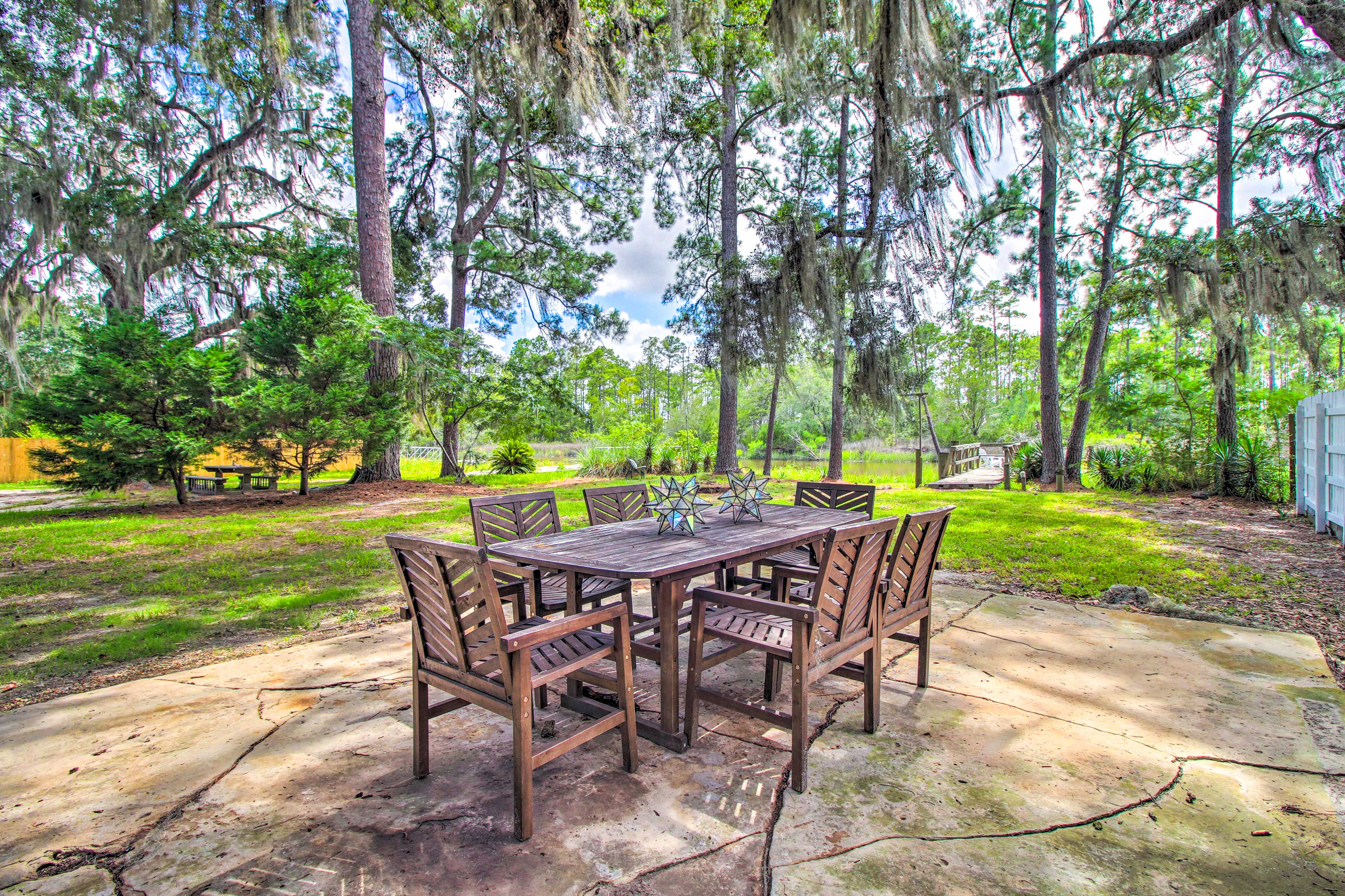 Outdoor Dining Area