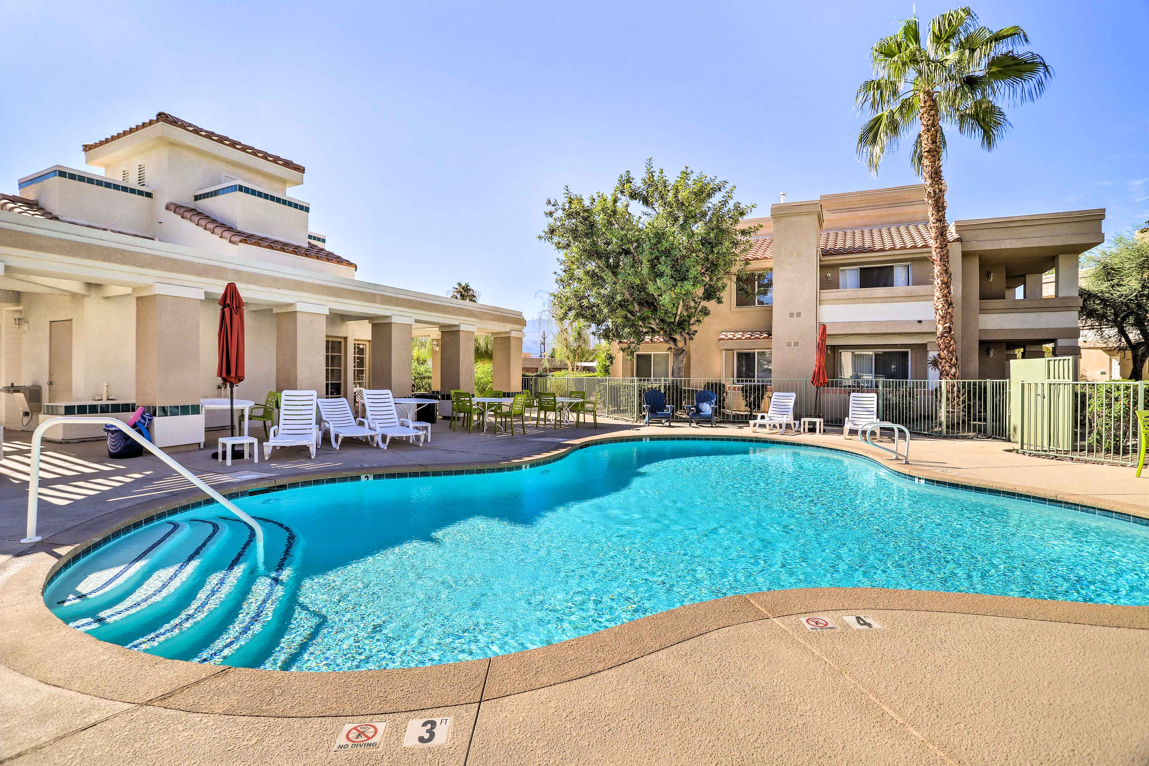 Palm Desert Vacation Rental | 900 Sq Ft | 2BR | 2BA | Stairs Required