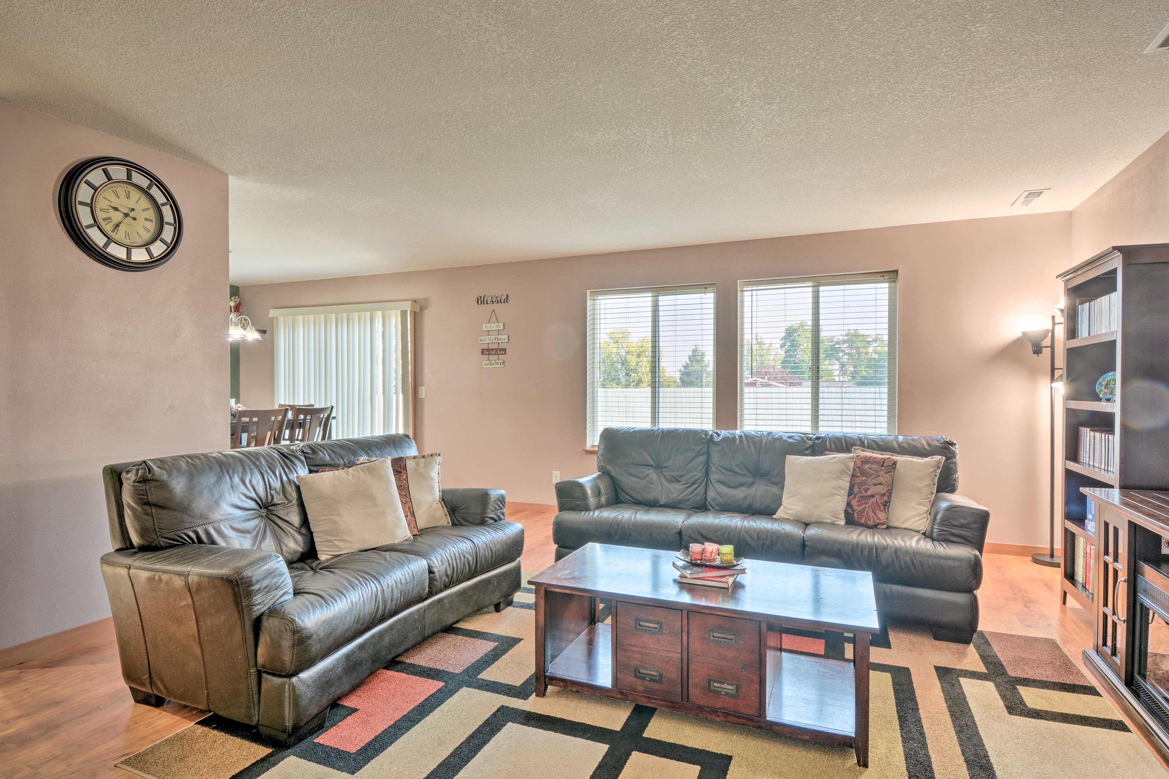 Living Room | Smart TV | Electric Fireplace | Piano | 1st Floor