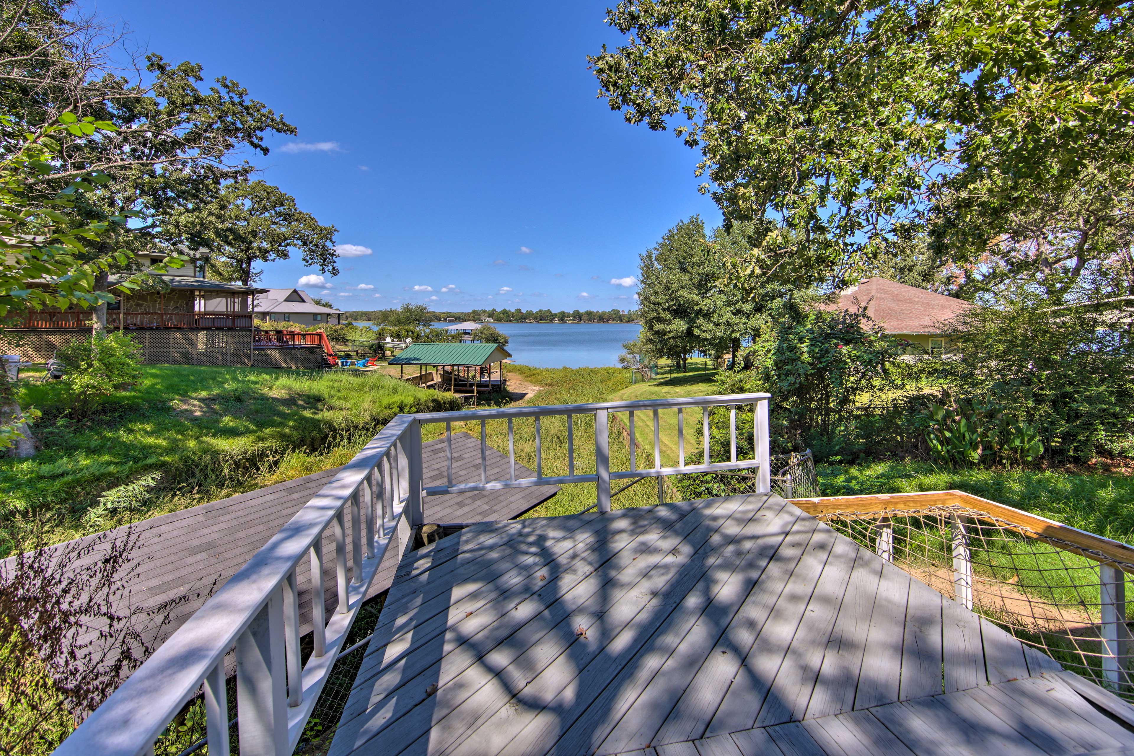 Deck | Lake Views