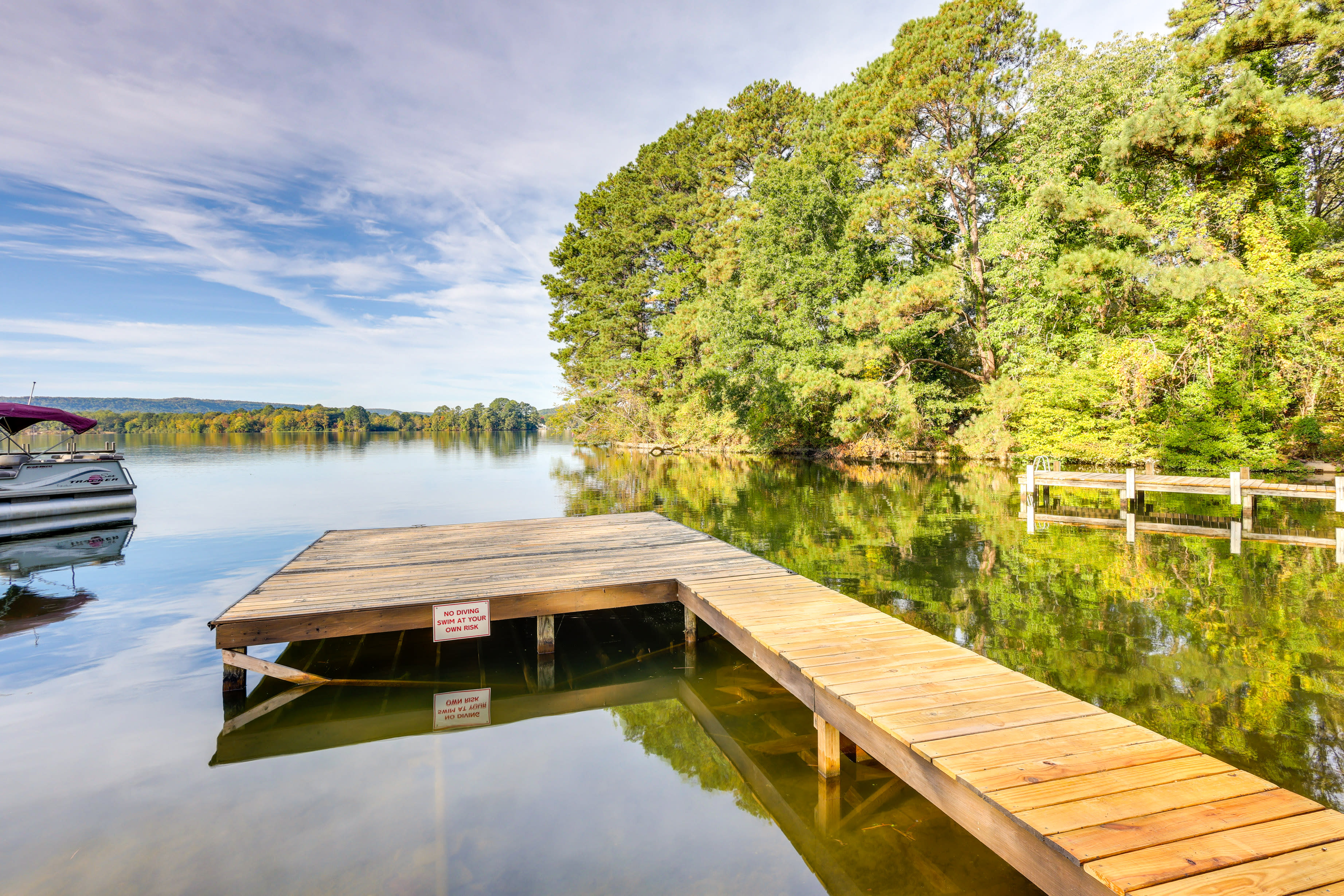 Lake Hamilton | Private Boat Dock (Max 25')